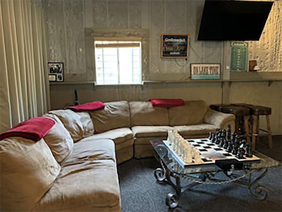 lounge