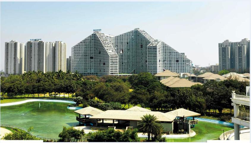 Urban Nest - Neon Homeotel -1 km from Airport