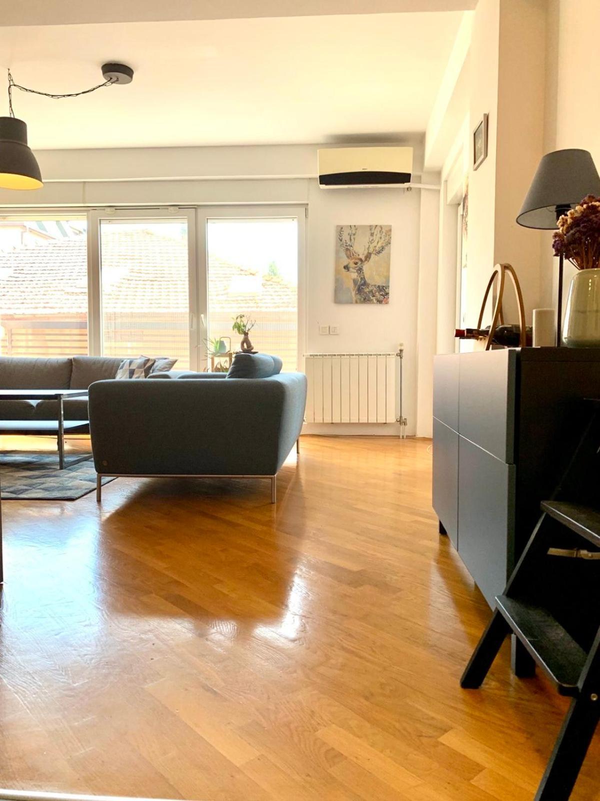 Modern apartment on perfect location view 5