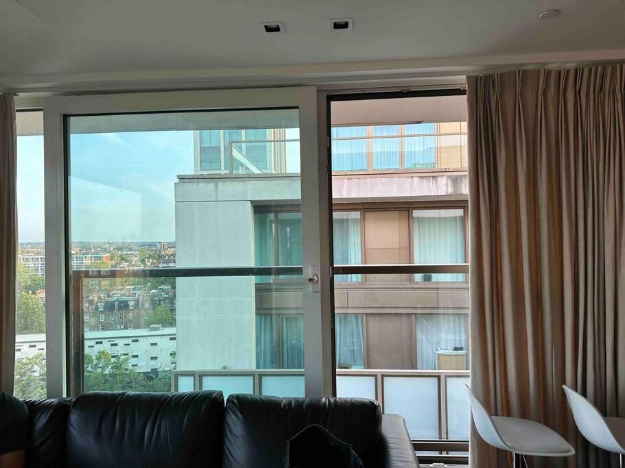 Kensington Suites - 2 Bed Sky-View