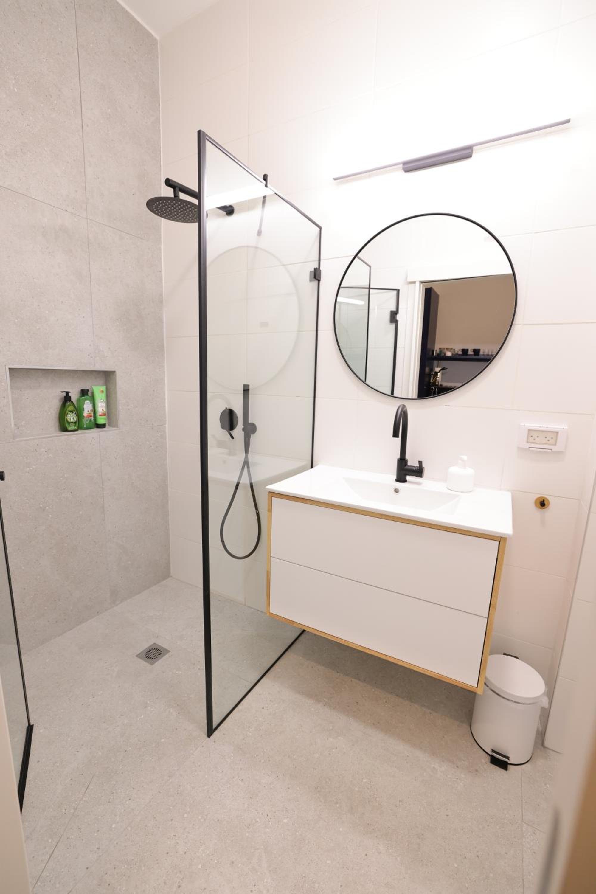 Maze Apartments - Perfectly located brand new flats