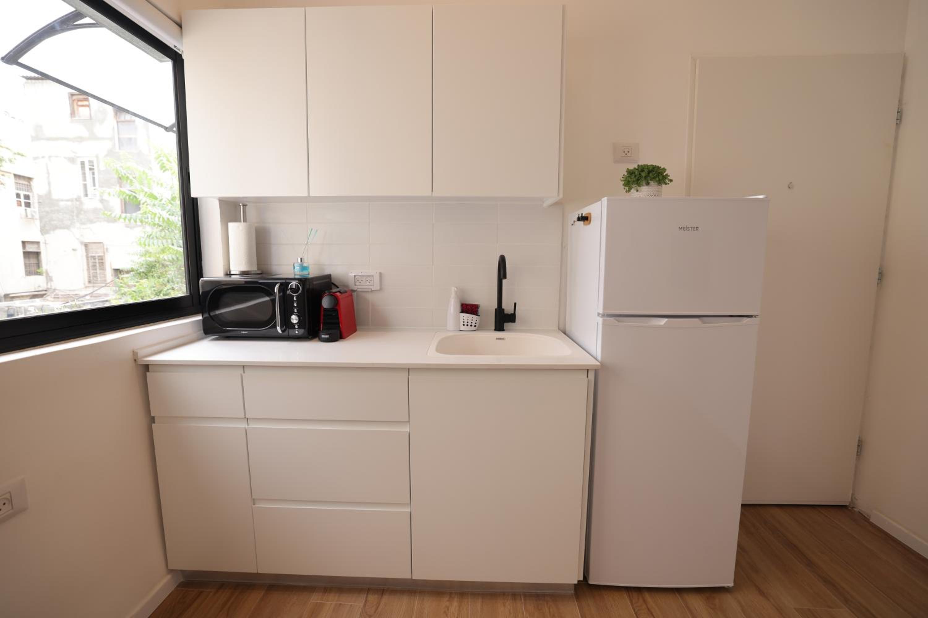 Maze Apartments - Perfectly located brand new flats