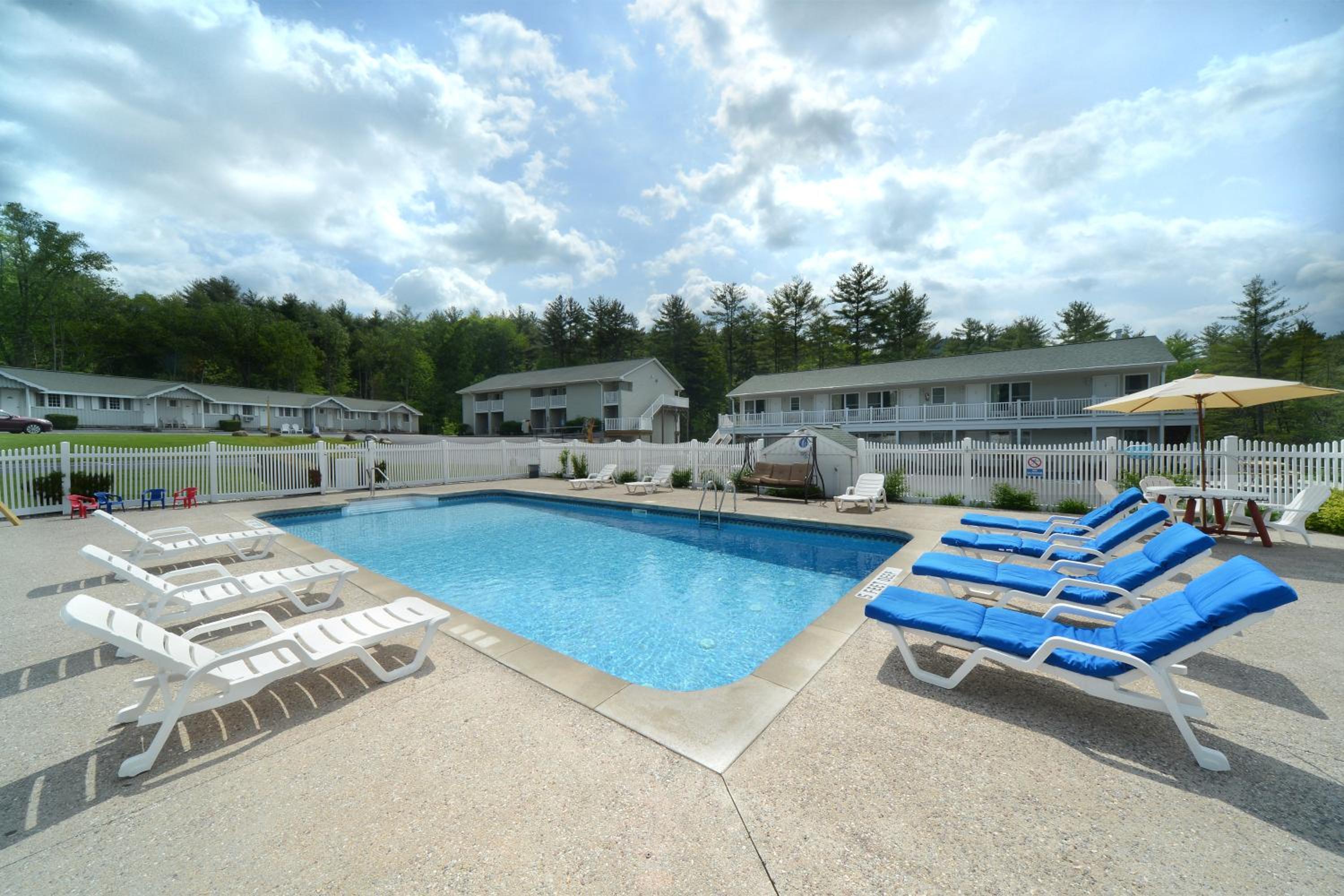 Studio Motel of Lake George view 4