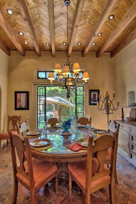 Casa Puesta del Sol w/views slps 8 3 bths 3 bed view 2