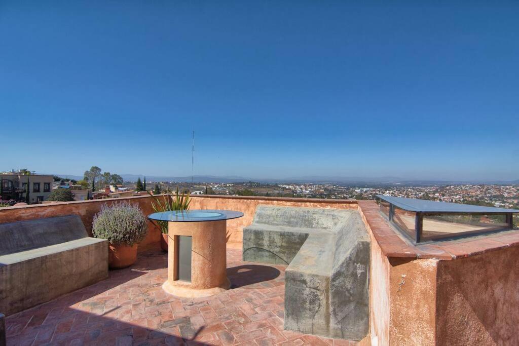 Casa Puesta del Sol w/views slps 8 3 bths 3 bed view 3