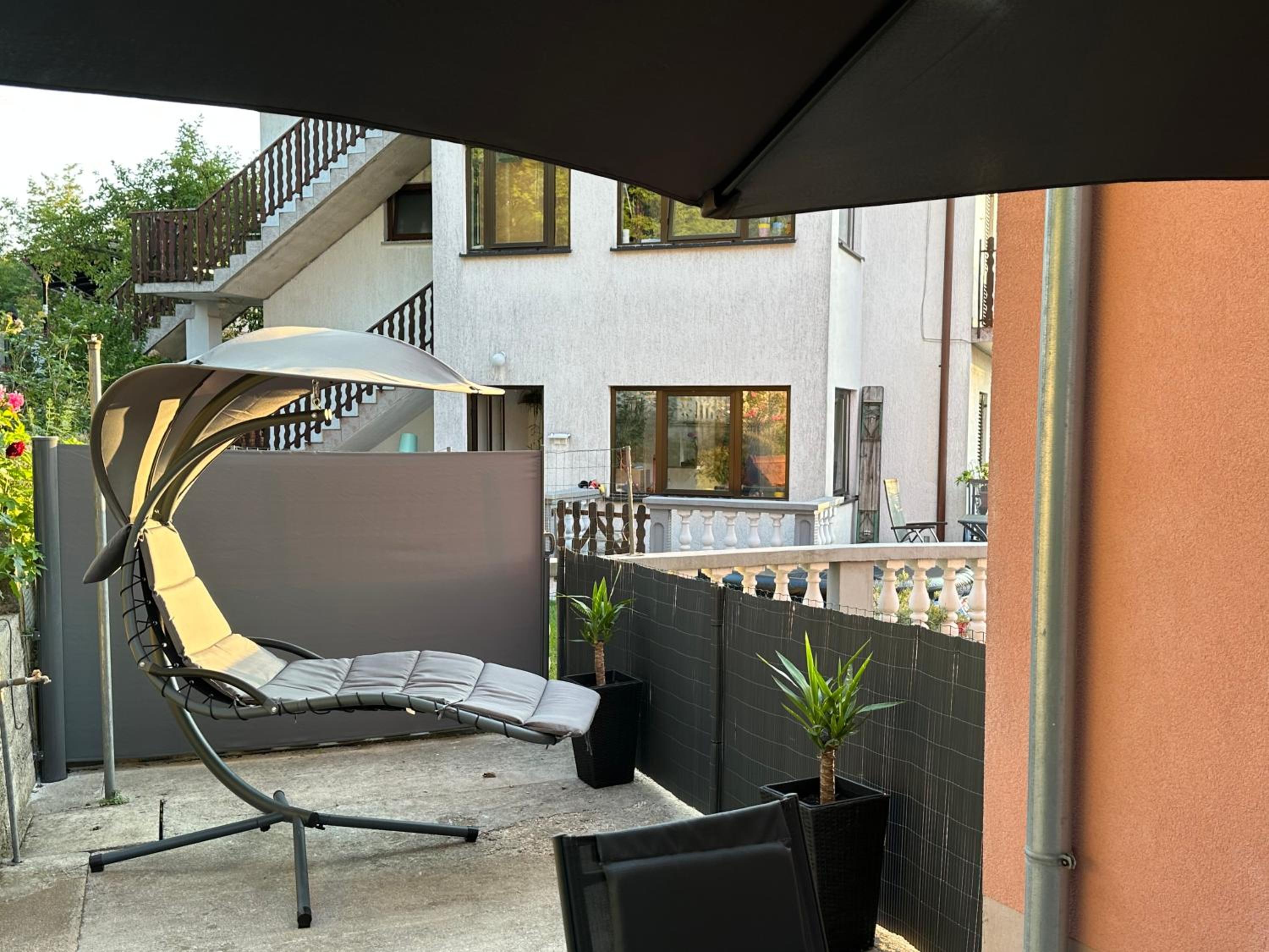 Aura Apartment