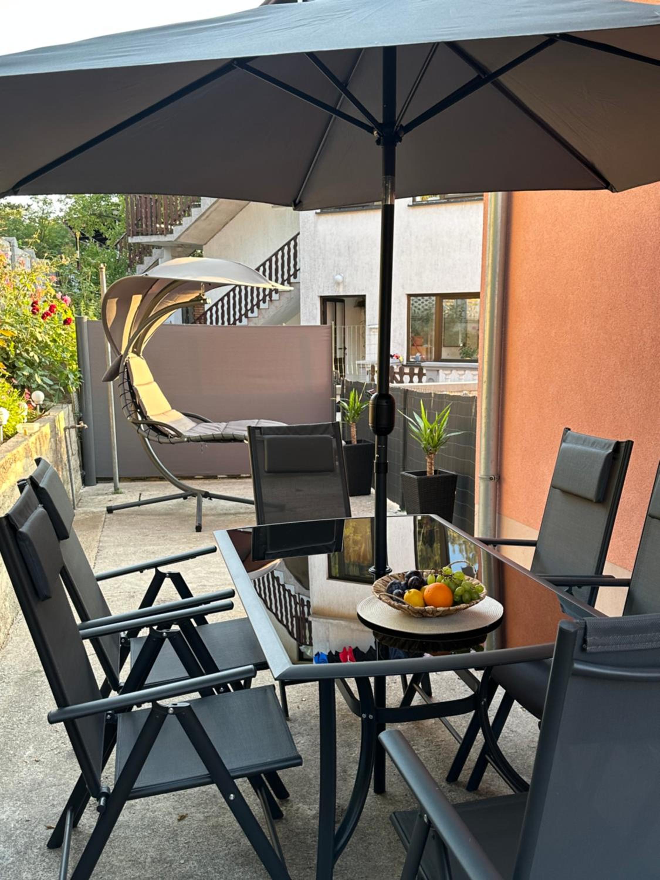 Aura Apartment