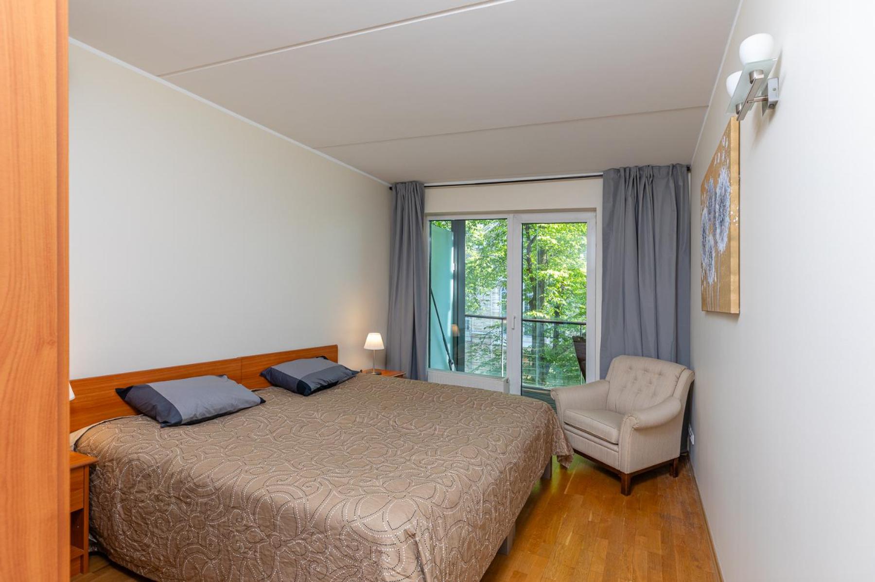 Your Dream Flat in the City Centre + Free Parking view 3