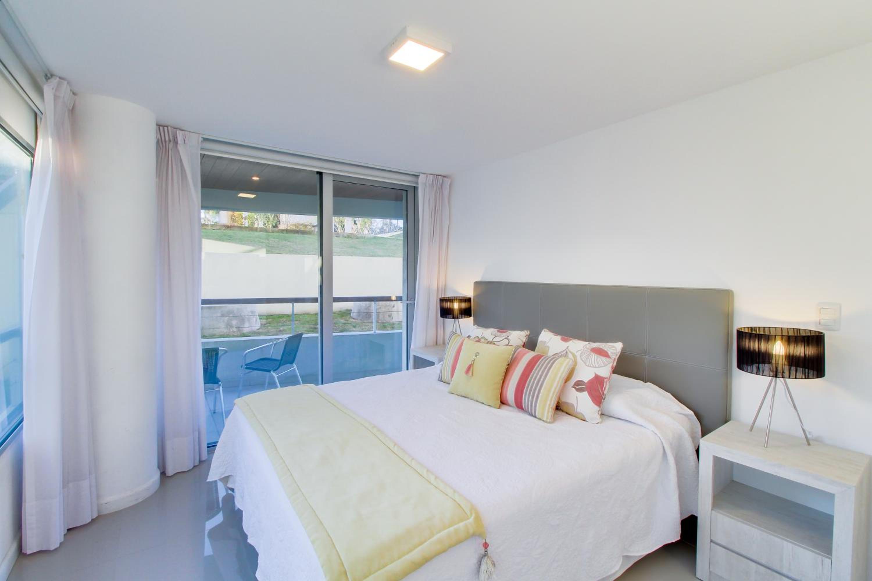 Oceana Suites Isabel
