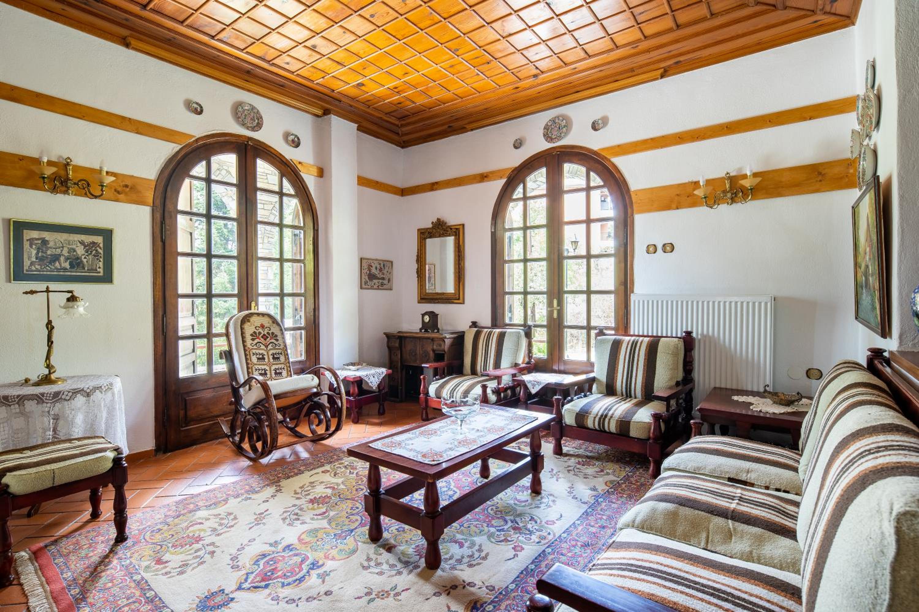 Zenios Dionysos - Traditional villa view 4