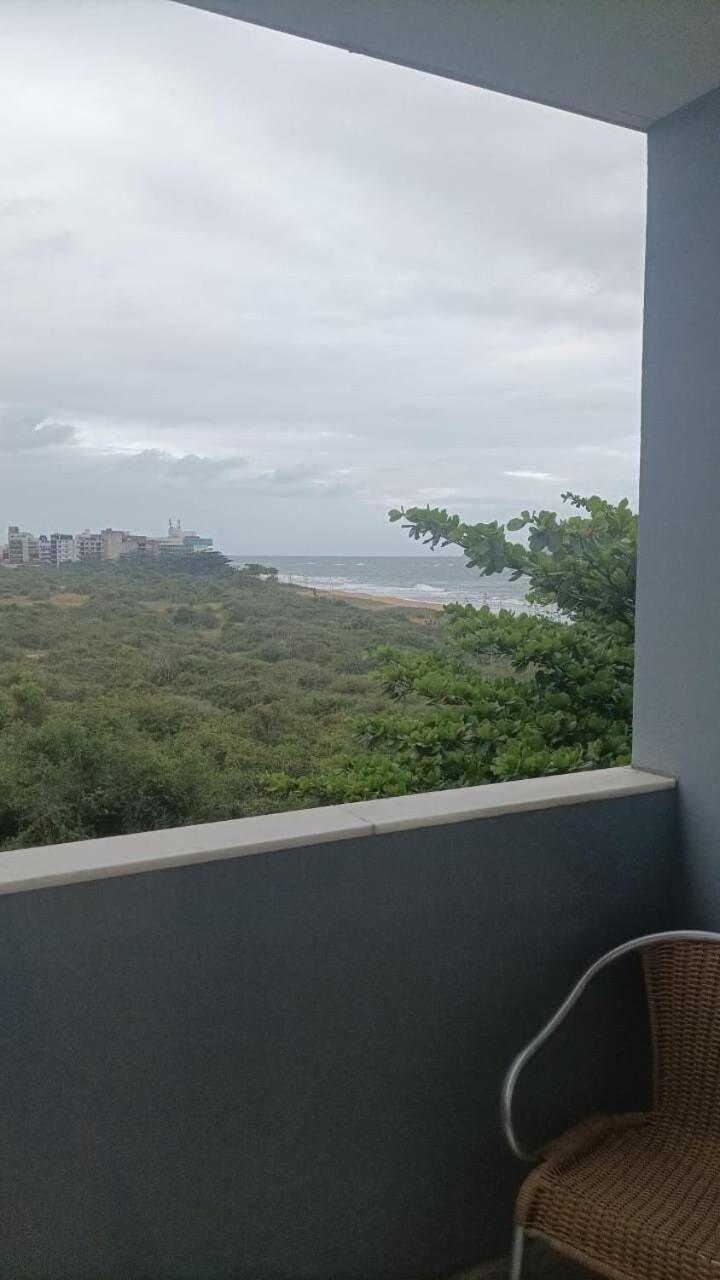 Studio pé na areia, vista, internet e ar