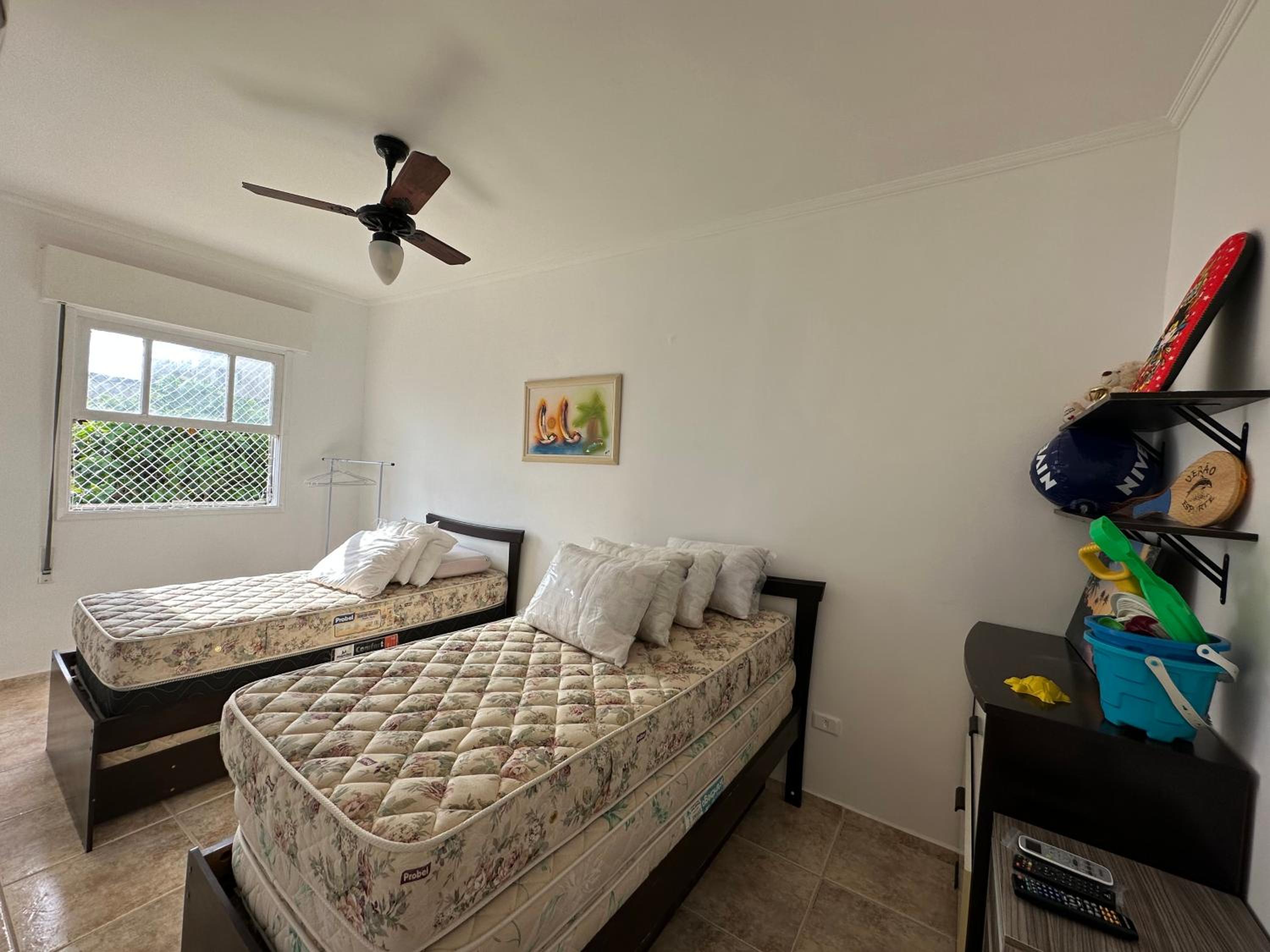 Apartamento uma quadra do mar- Praia da Enseada - melhor do Guarujá