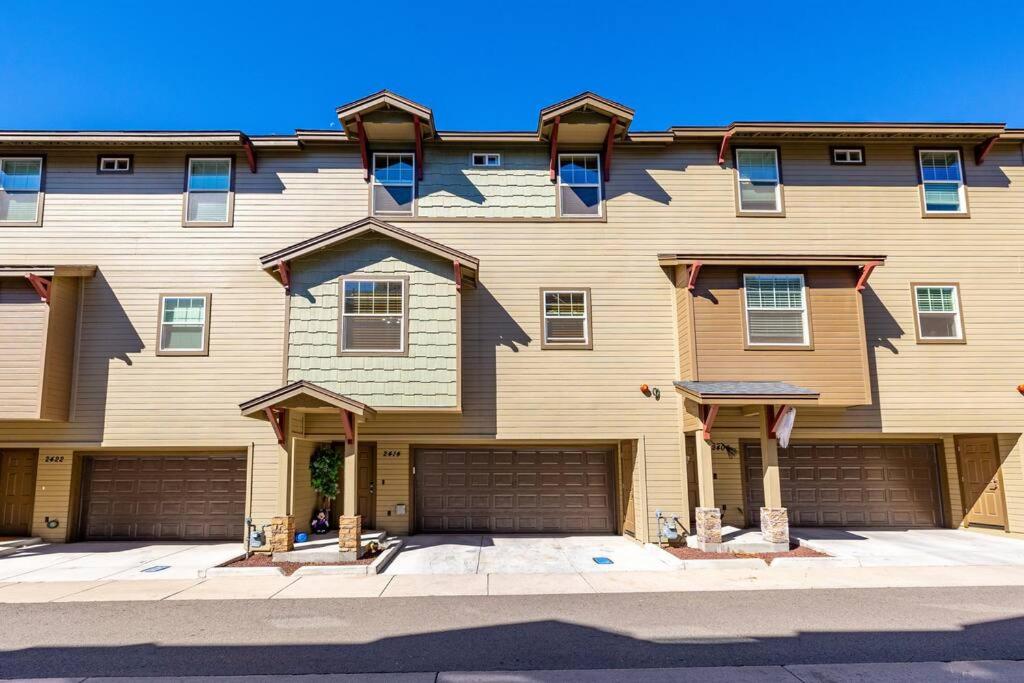 Hotel Luxury Home Downtown NAU Route 66 Snowbowl - Image 1