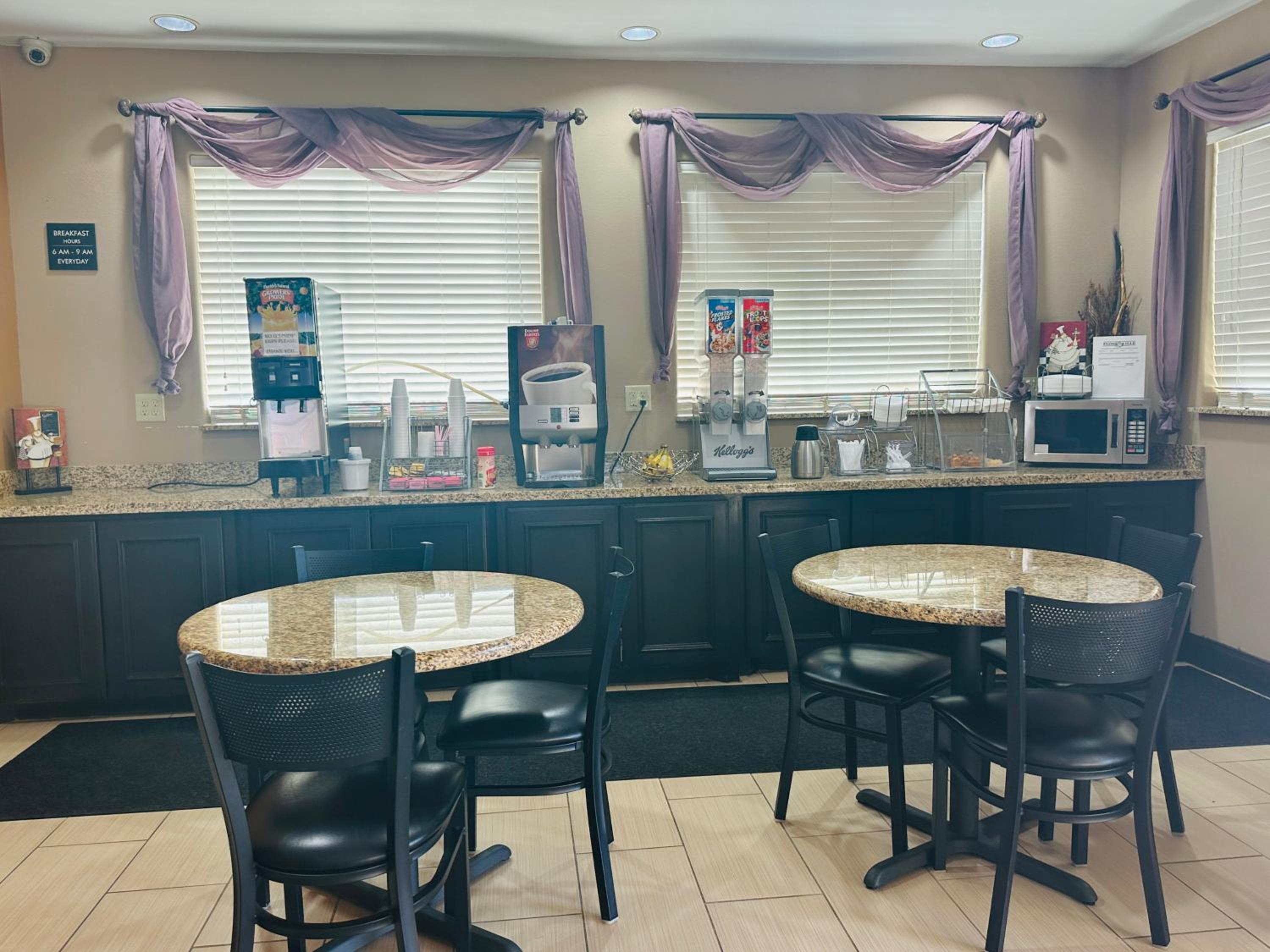 Executive Inn & Suites