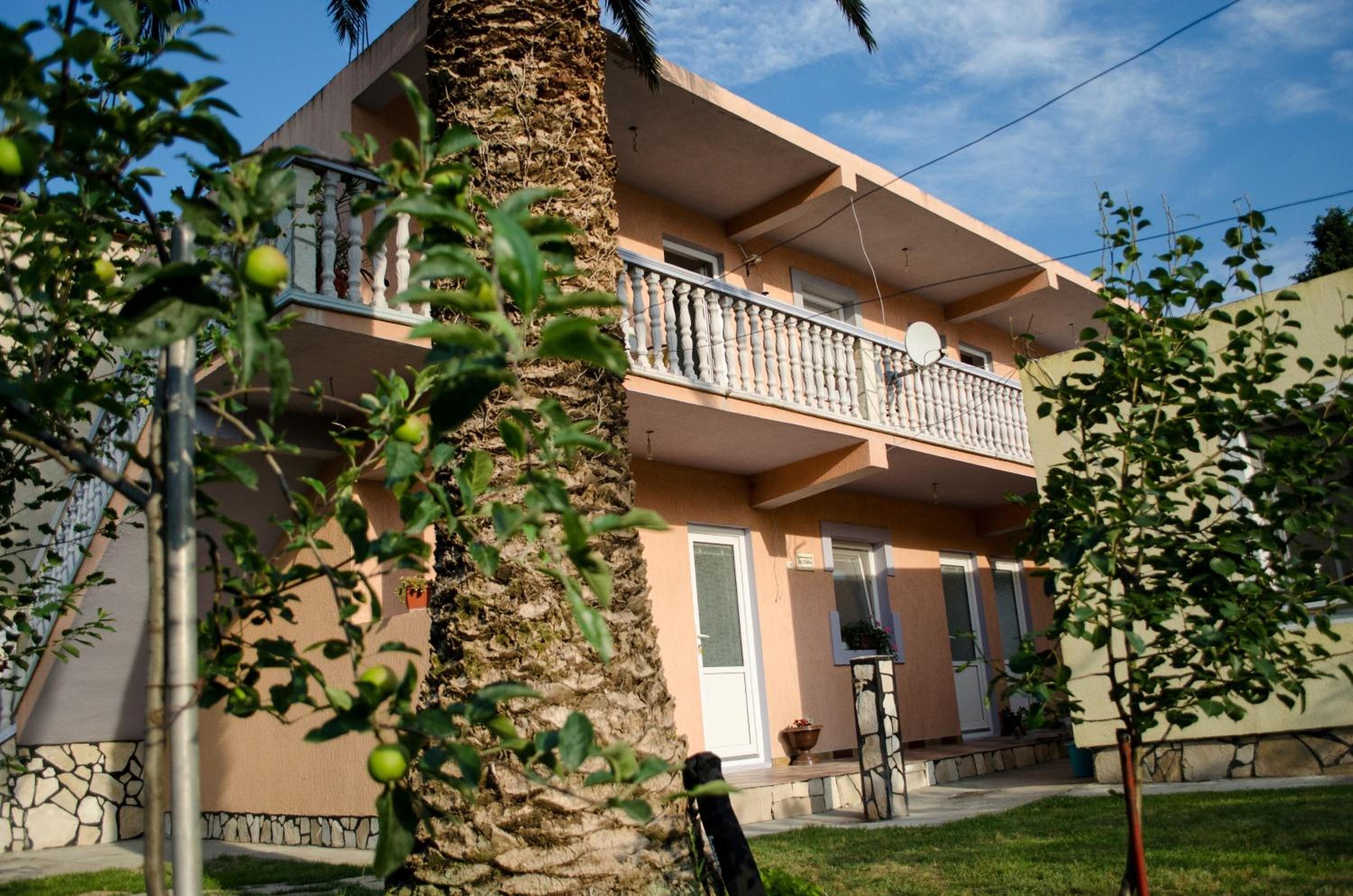 Apartments Lazarević Sutomore
