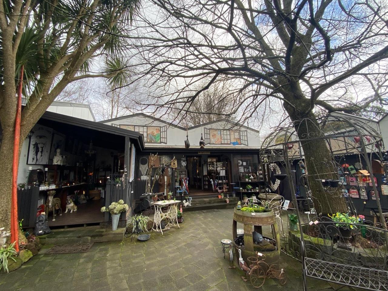 Sassafras Treehouse Private home in the Dandenong Ranges, Victoria