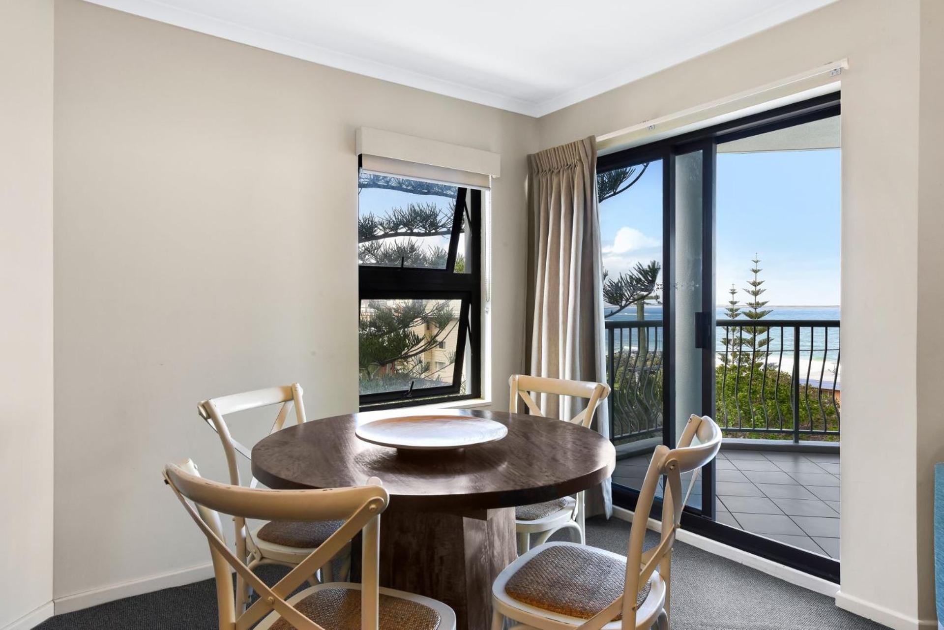 Gena Apartments Unit 10 Kings Beach QLD