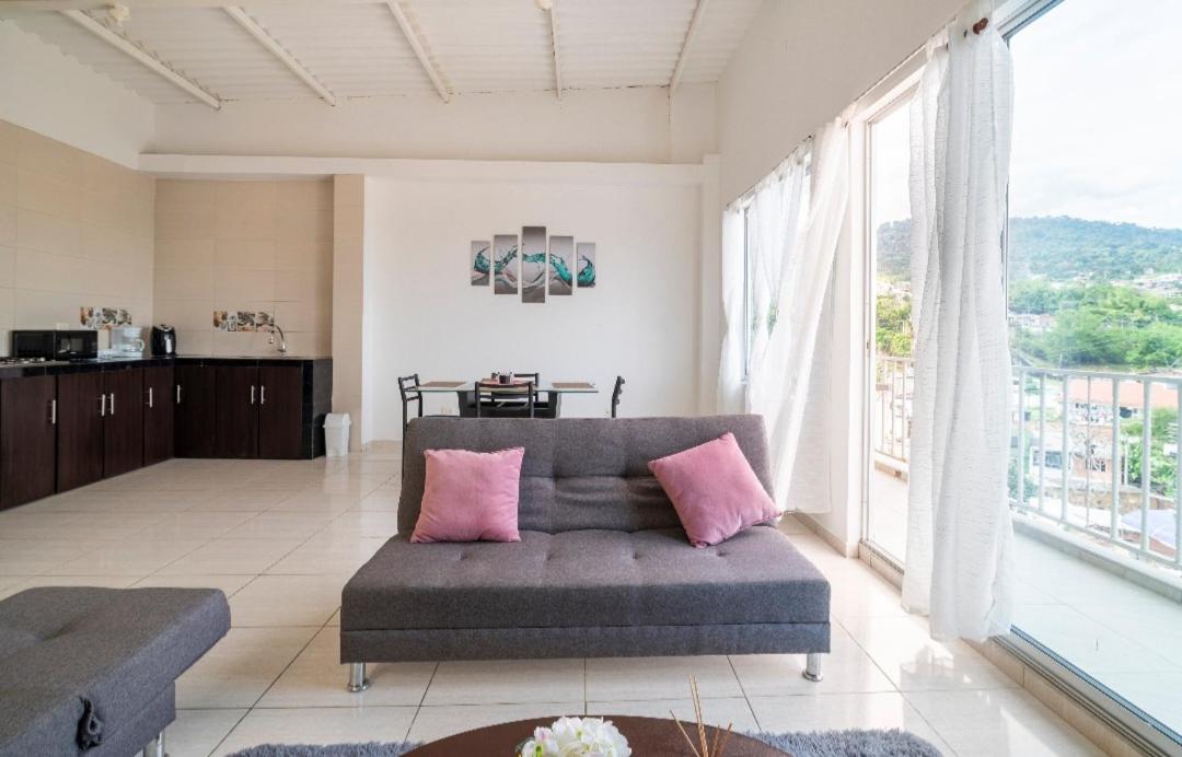 Hermoso Apartamento en Mesitas de El Colegio