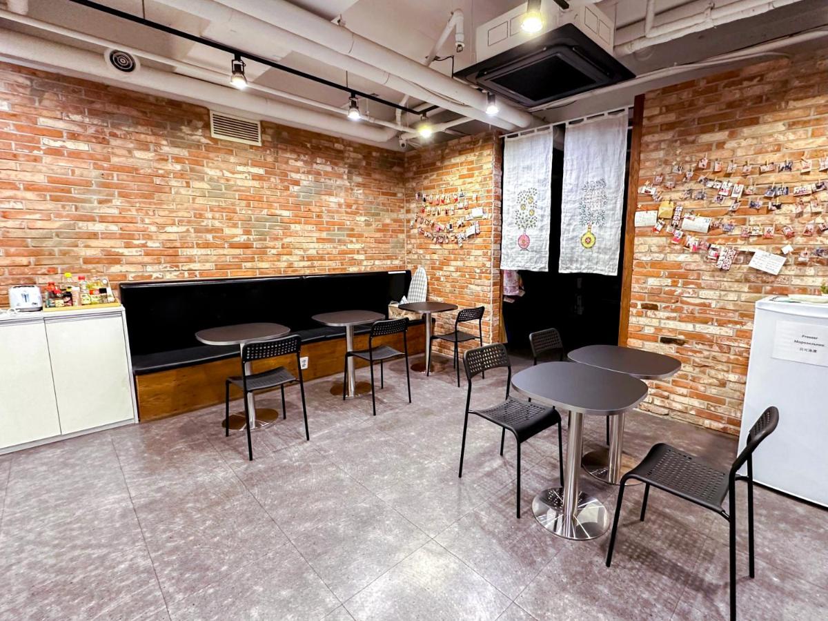 Starria Hostel foreign guest only