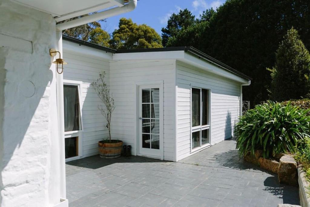 The Maple Lodge - 20 percent off for Black Friday, Nov & Dec dates only