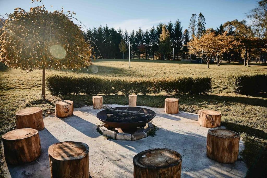 The Maple Lodge - 20 percent off for Black Friday, Nov & Dec dates only