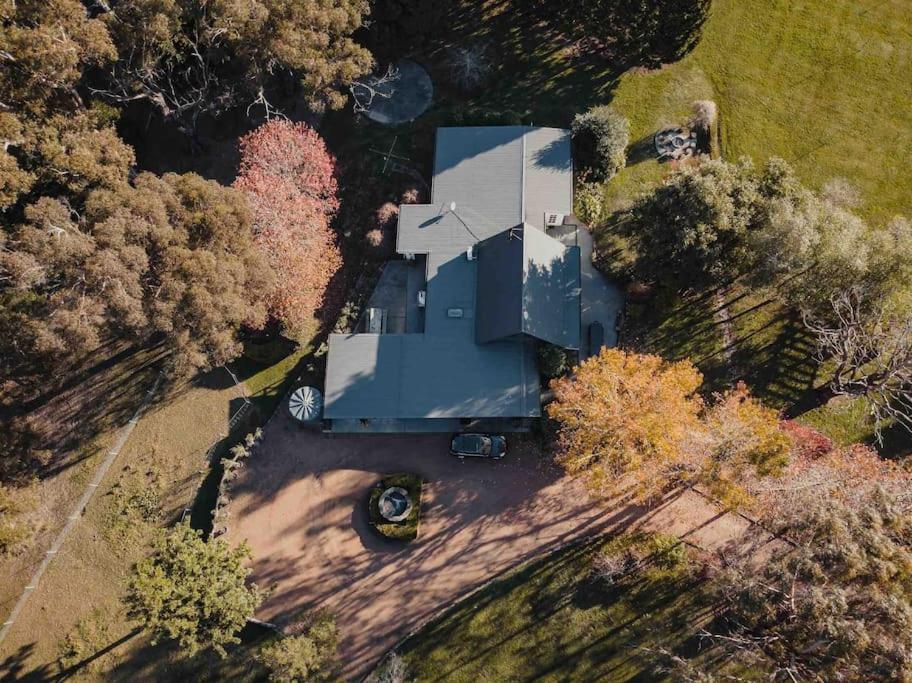 The Maple Lodge - 20 percent off for Black Friday, Nov & Dec dates only