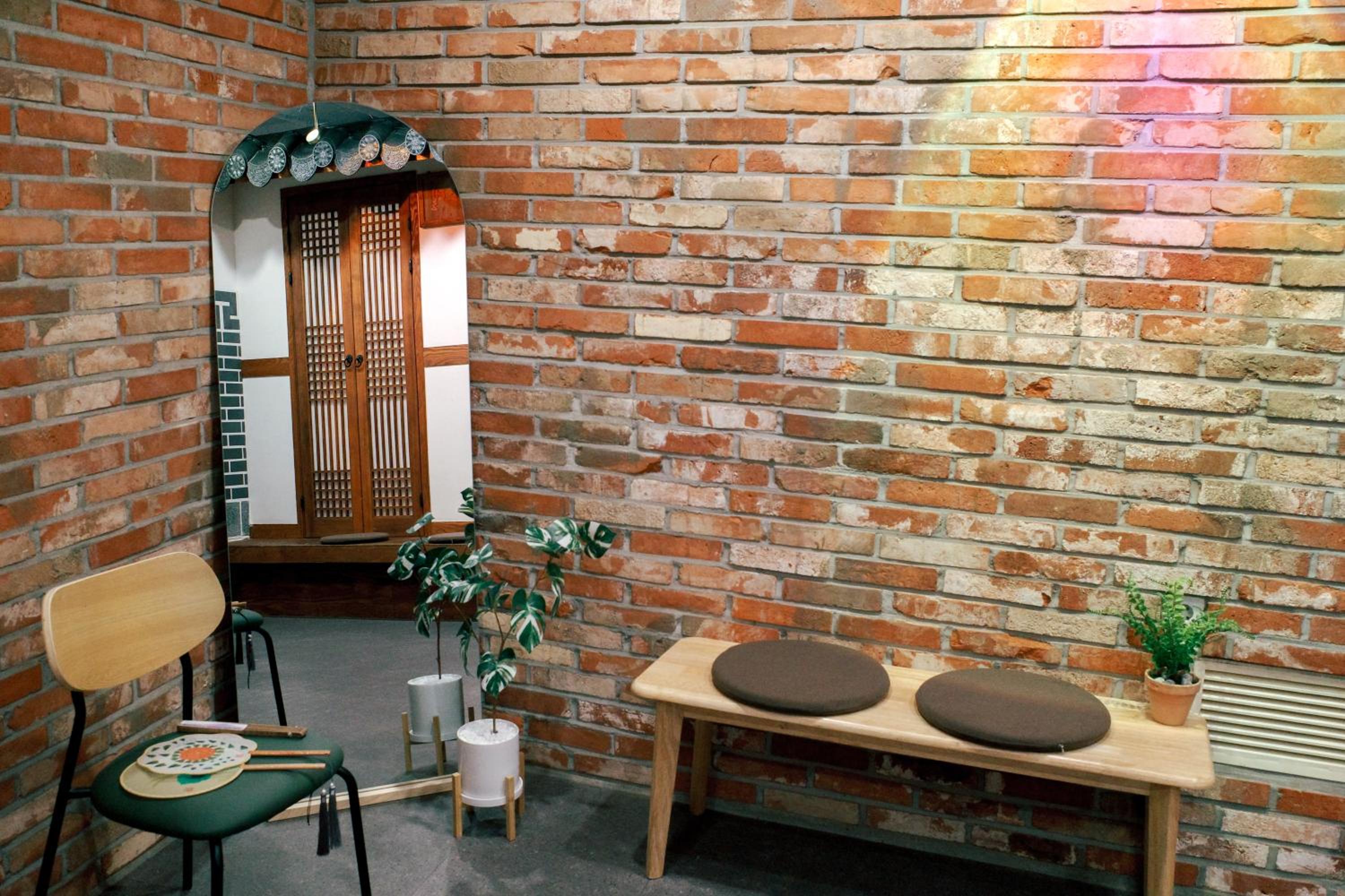 Starria Hostel foreign guest only