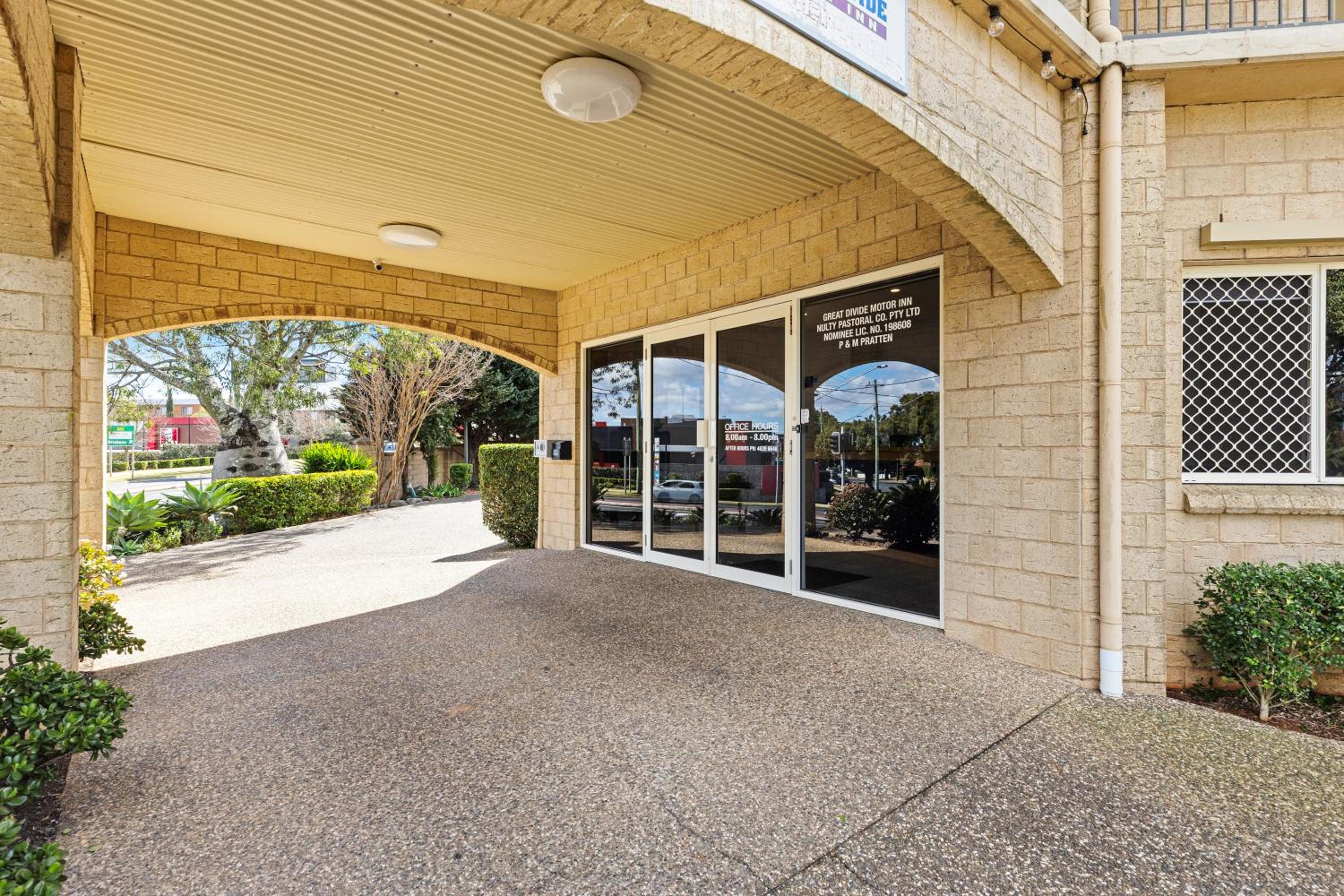 Great Divide Motor Inn