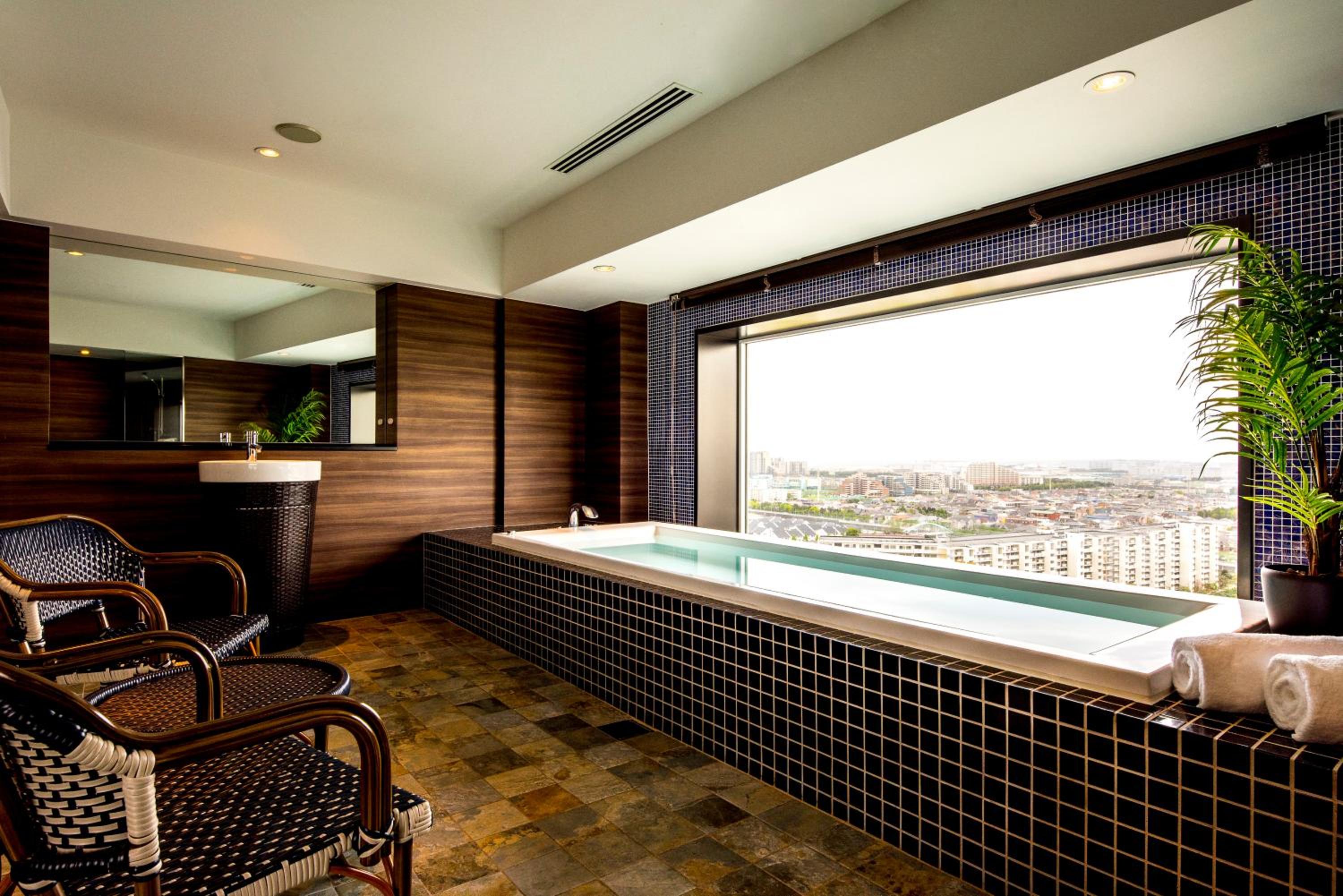 Urayasu Brighton Hotel Tokyo Bay