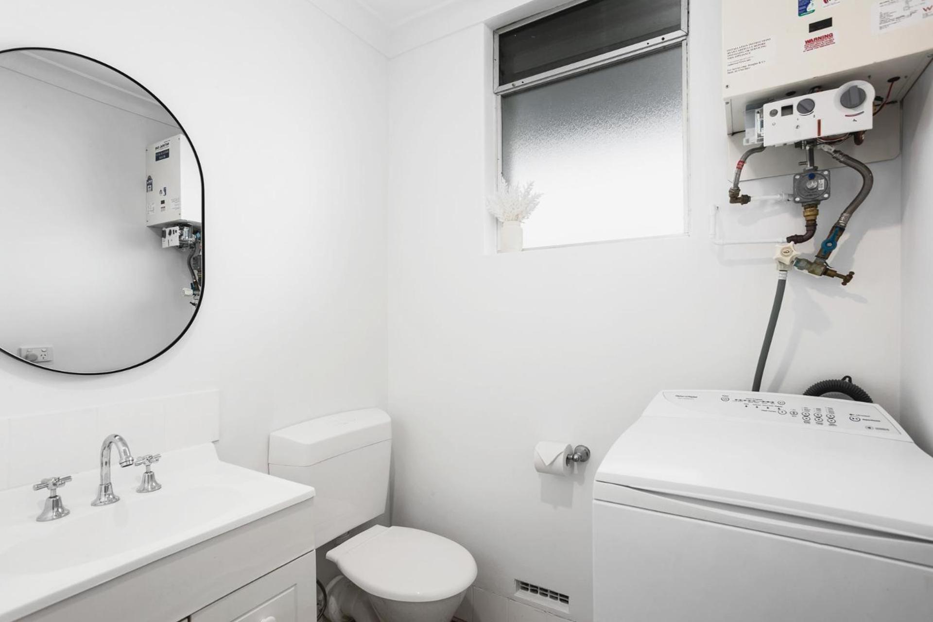 Malibu Apartments - Perth