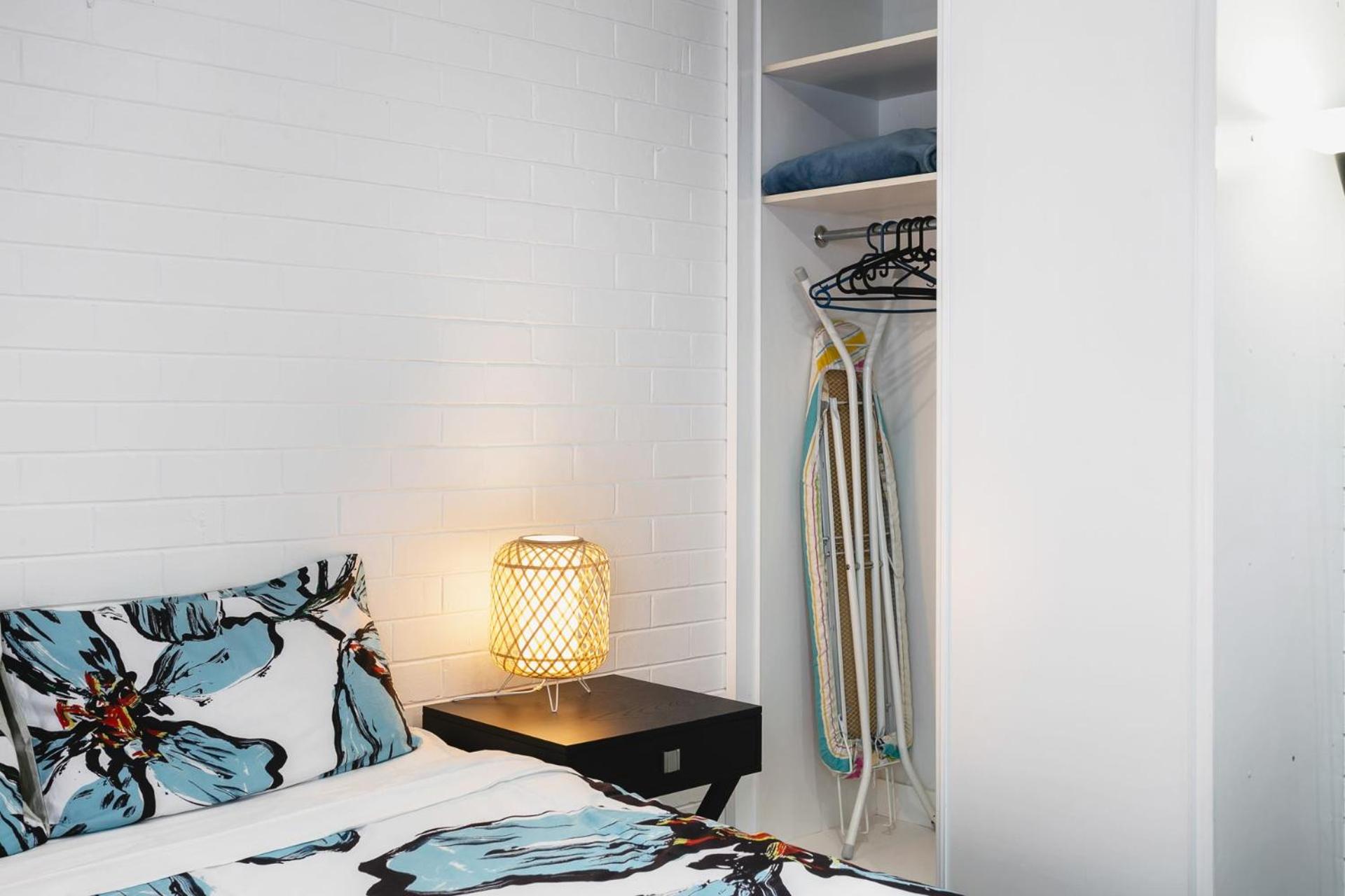 Malibu Apartments - Perth