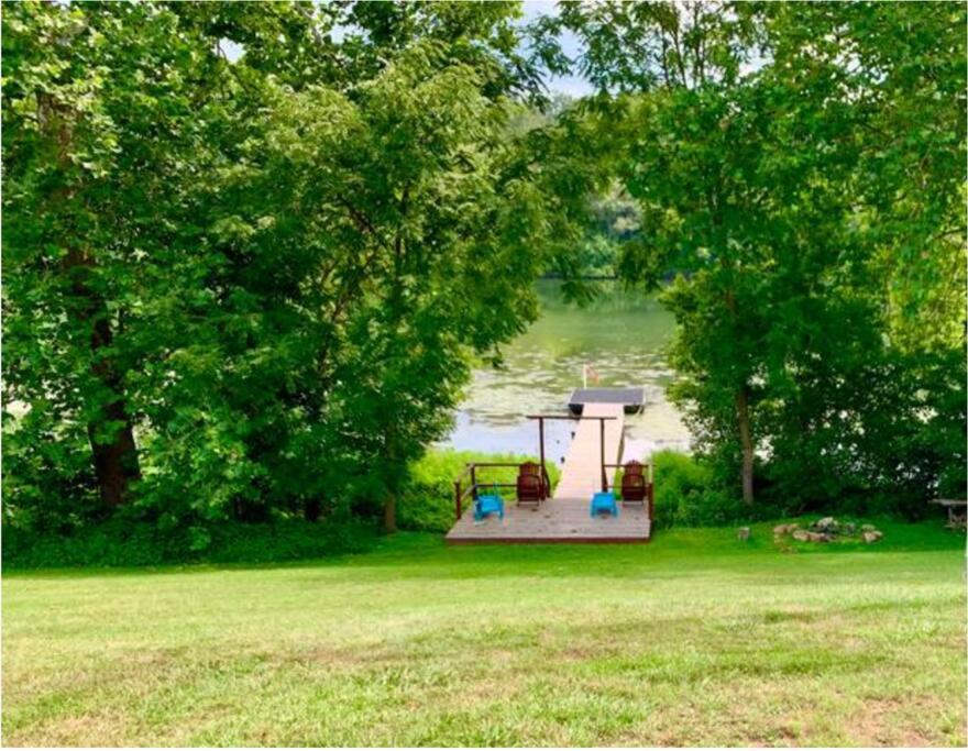 The Barn at Evermore: riverfront retreat w/hot tub view 5