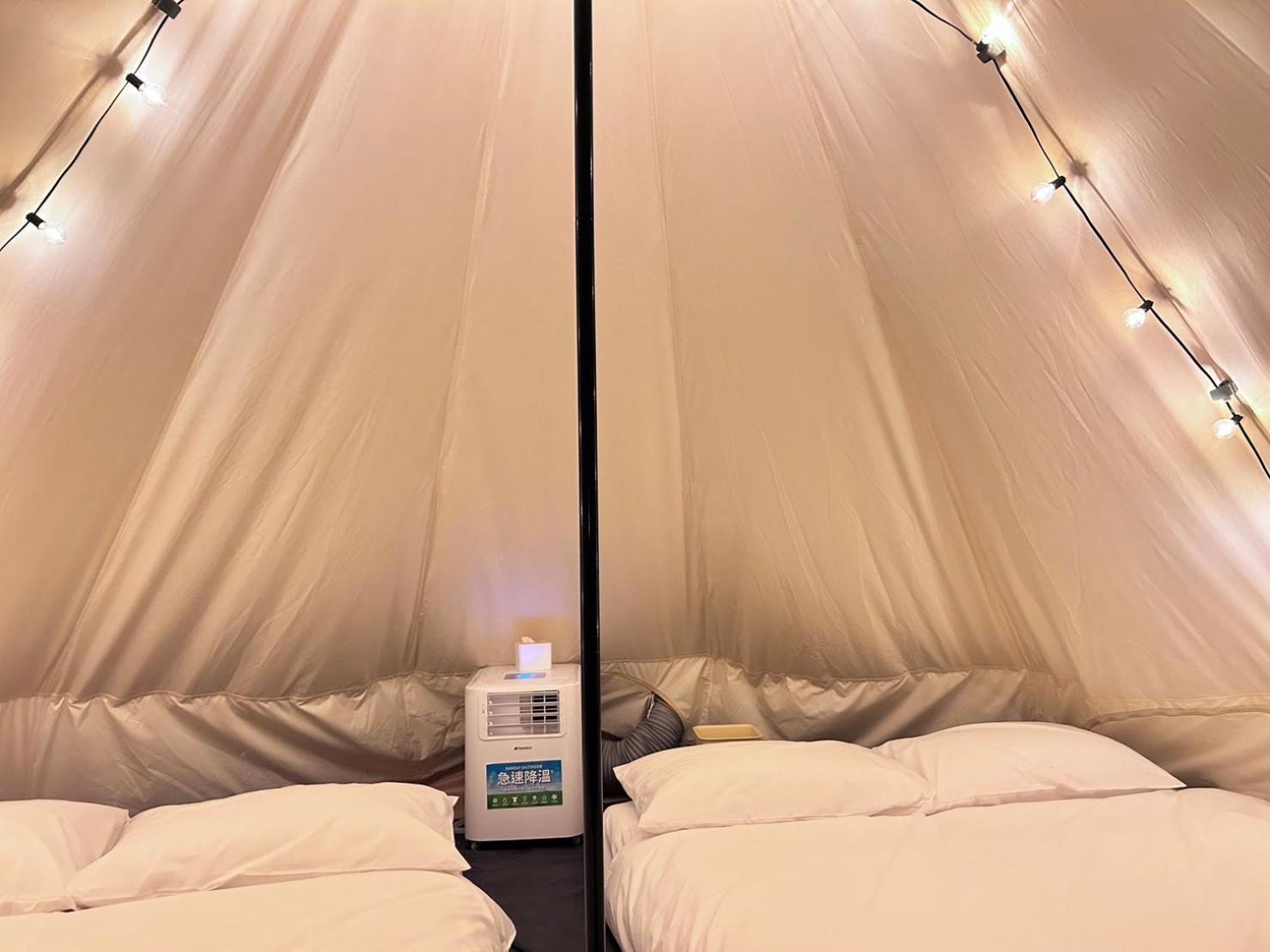 Touching Camping view 5