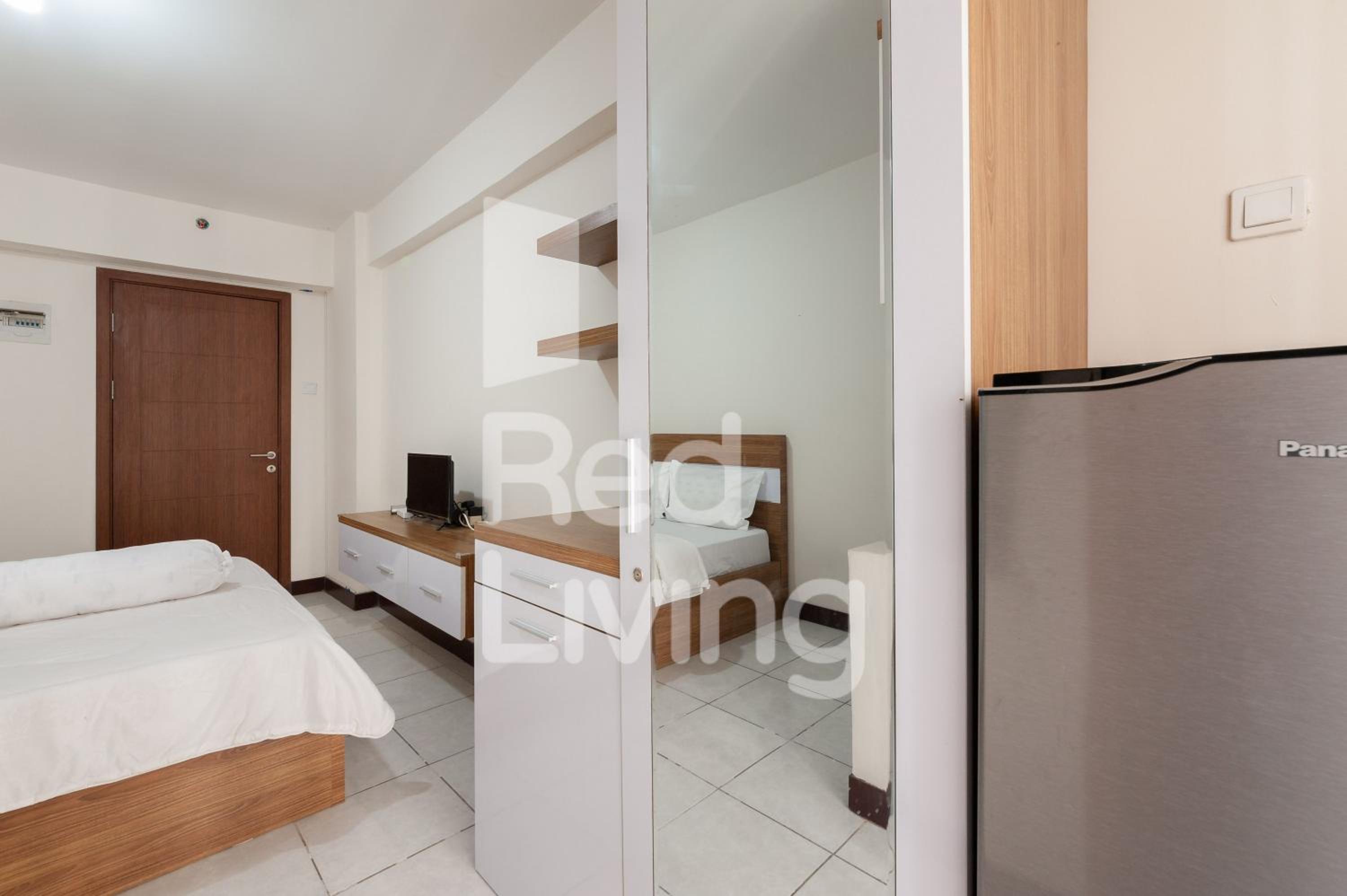 RedLiving Apartemen Cinere Resort - Satu Pintu view 4
