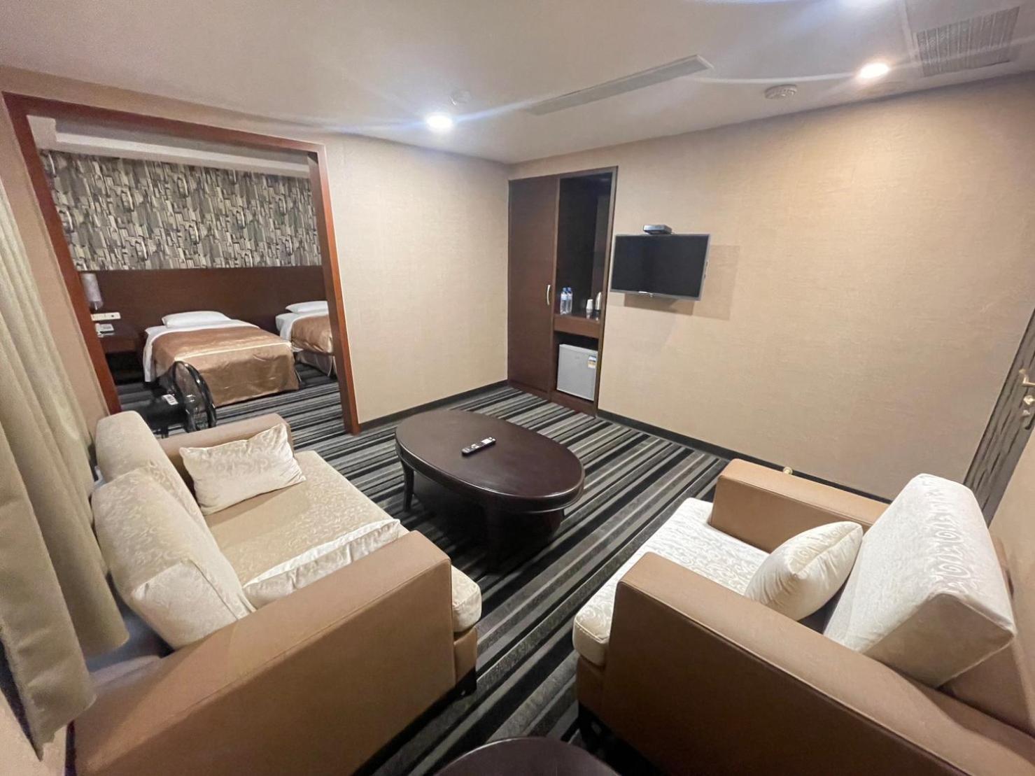 Taoyuan Vacations - Metropolis Hotel - Property Image 2