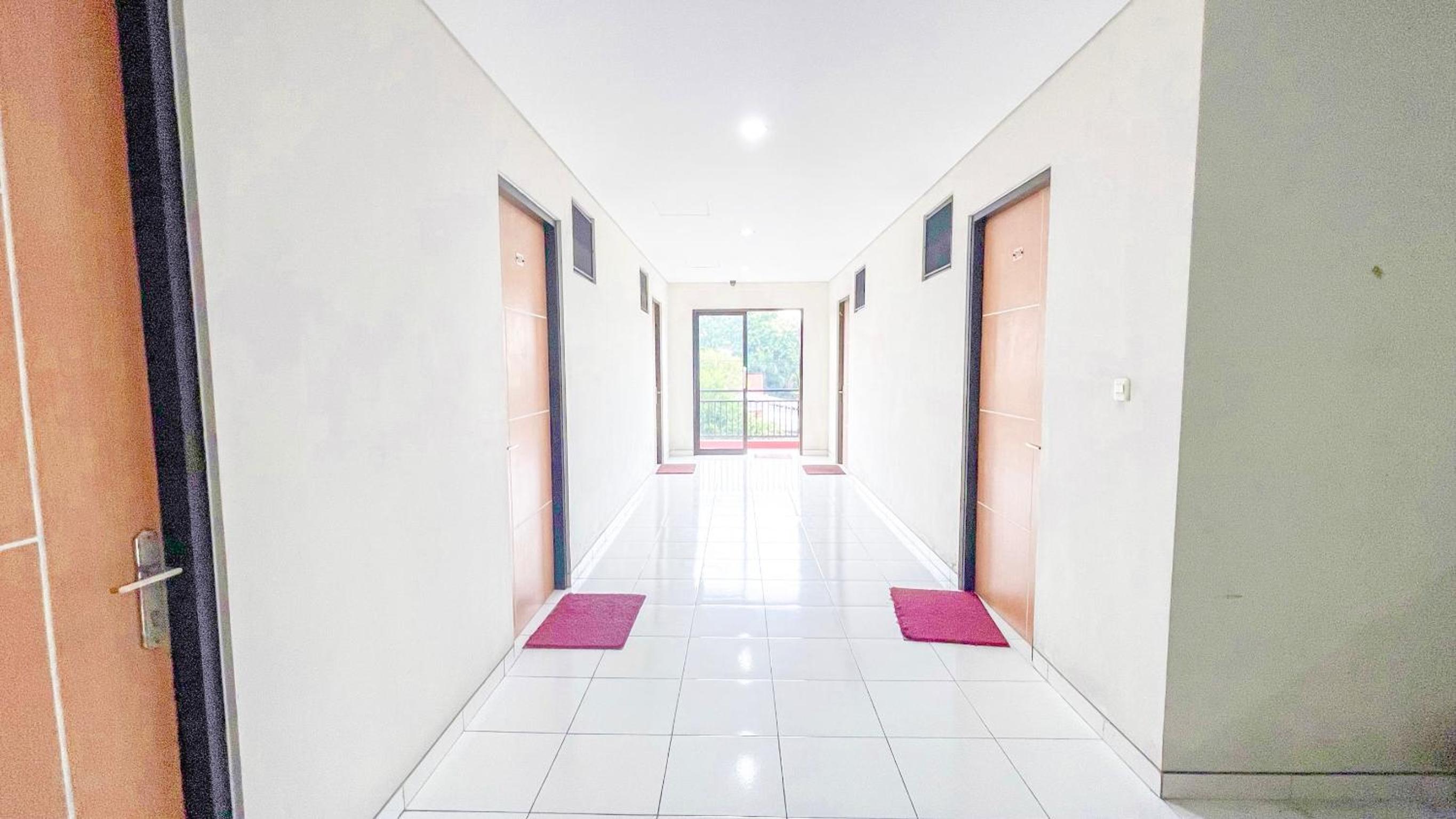 Cozynest Tenggilis