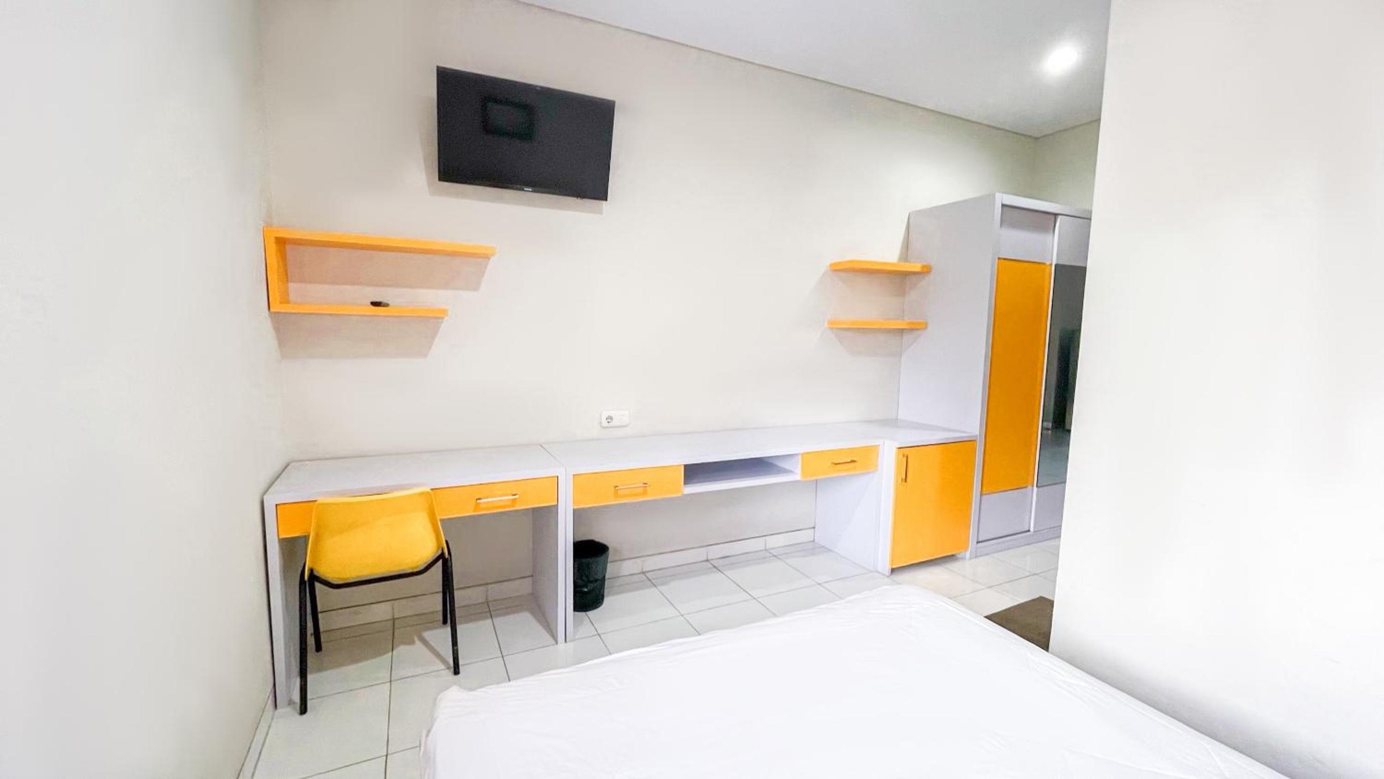 Cozynest Tenggilis