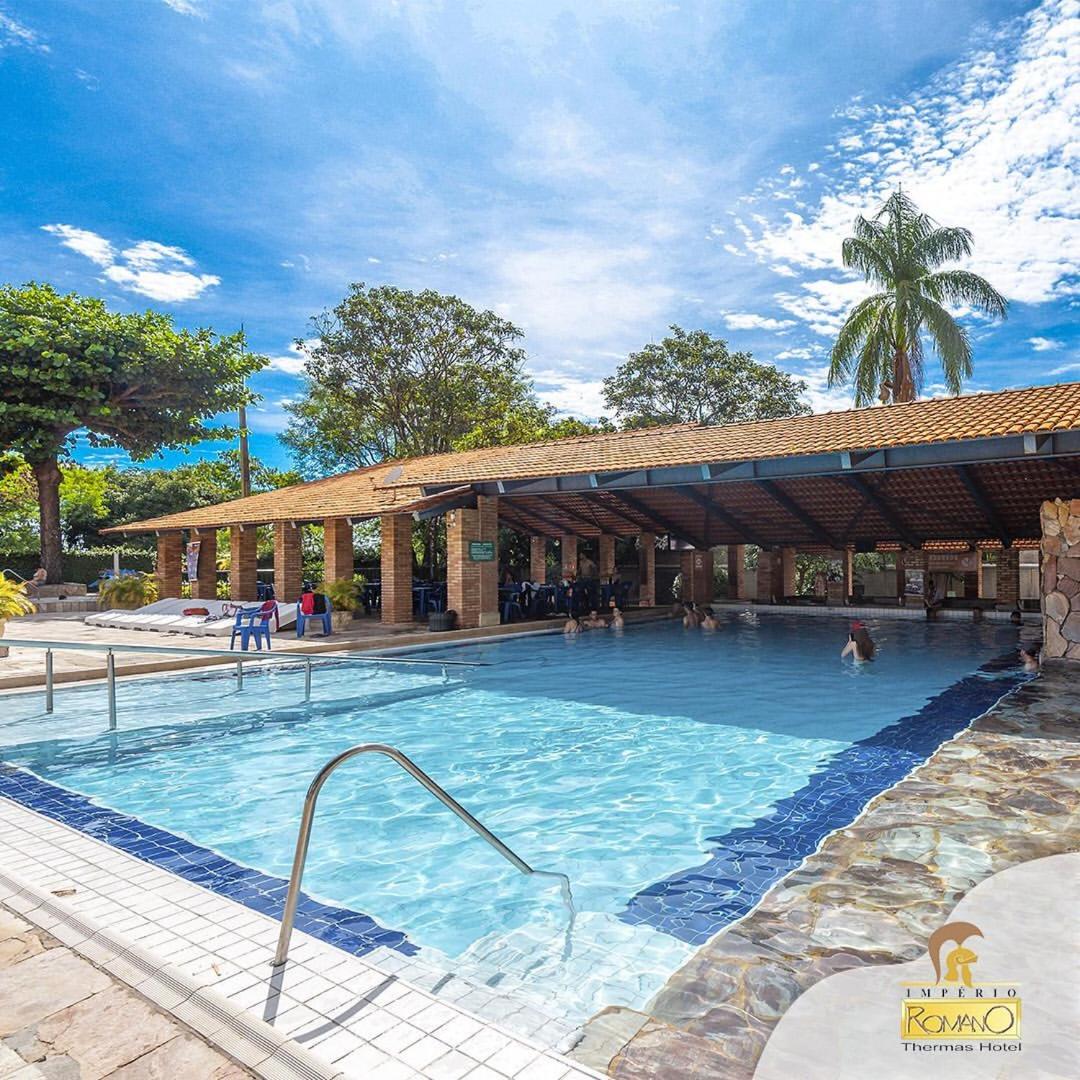 Caldas Novas - diRoma Spazzio - Apto até 4 pessoas - piscinas do hotel 24 horas