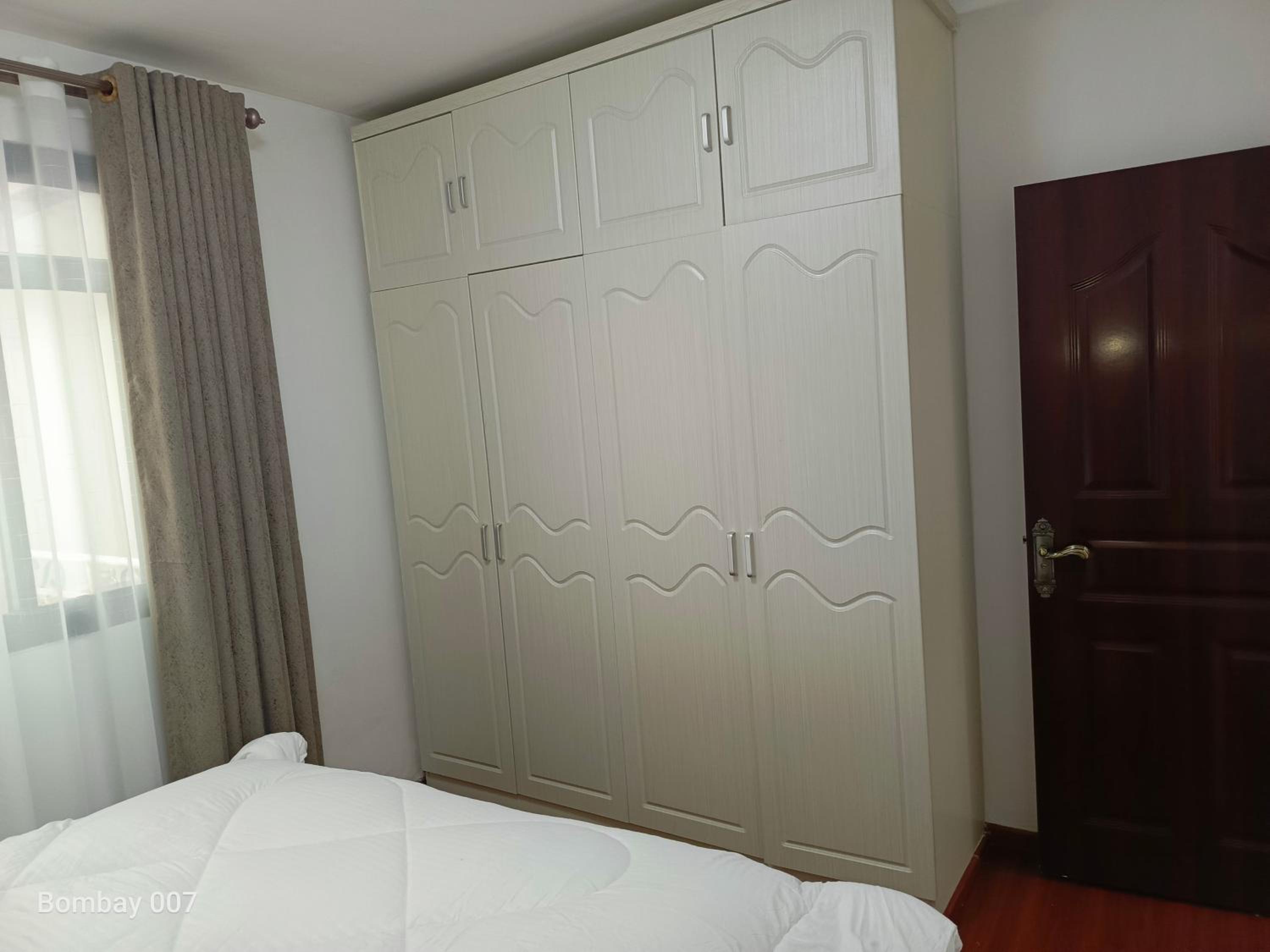 Mango Court Home photo 3