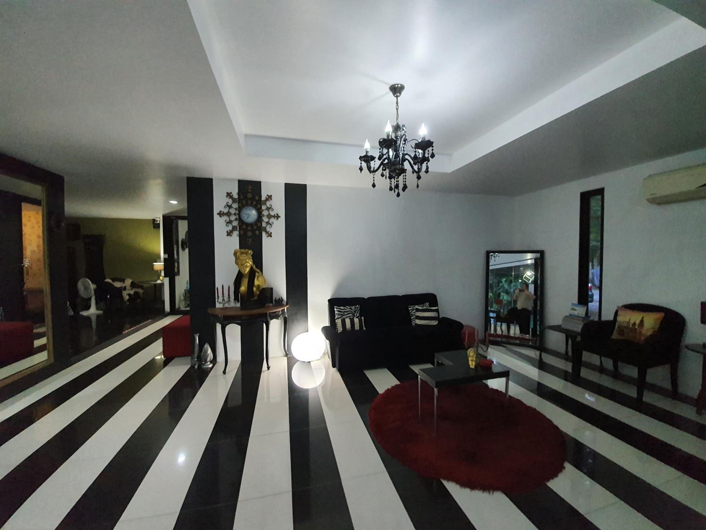 @Room Apartment