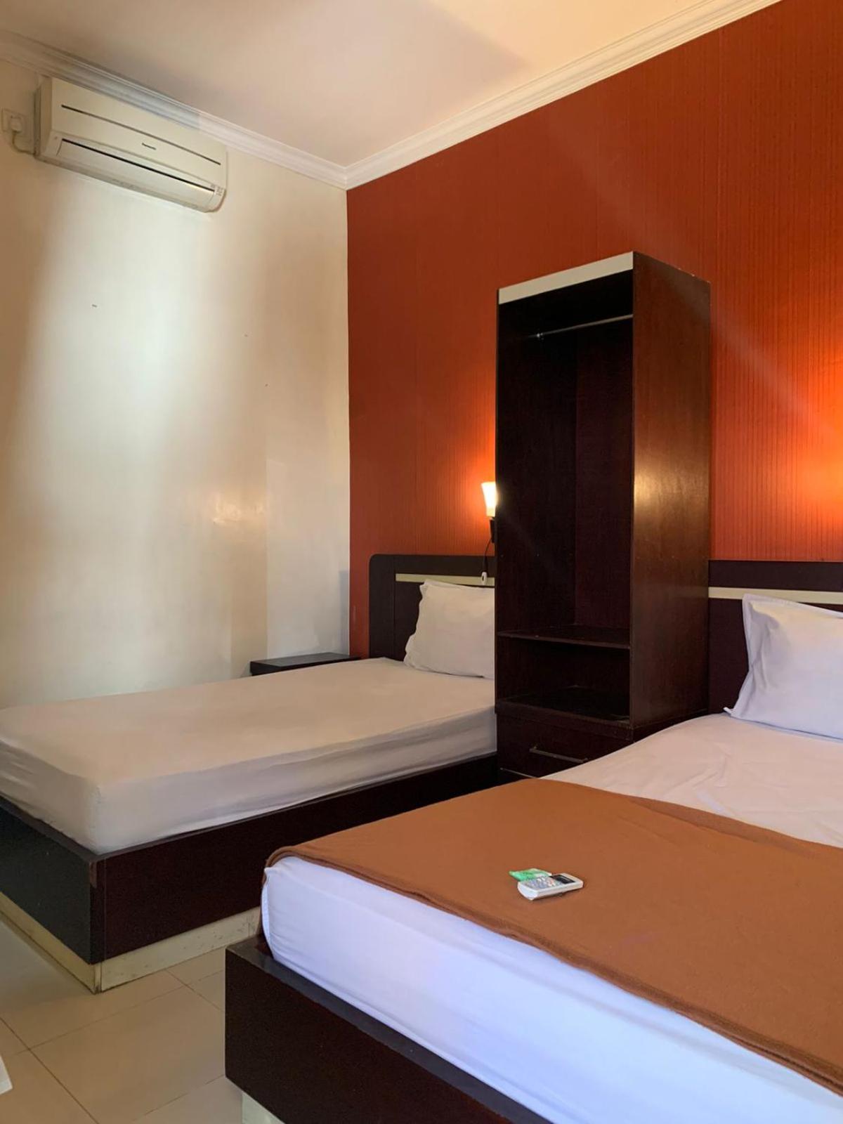 Bandoeng Guest House by Pesen Kamar view 4