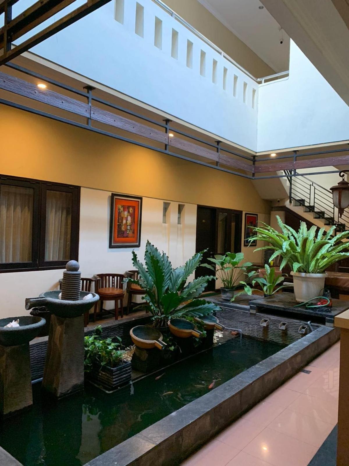 Bandoeng Guest House by Pesen Kamar view 5