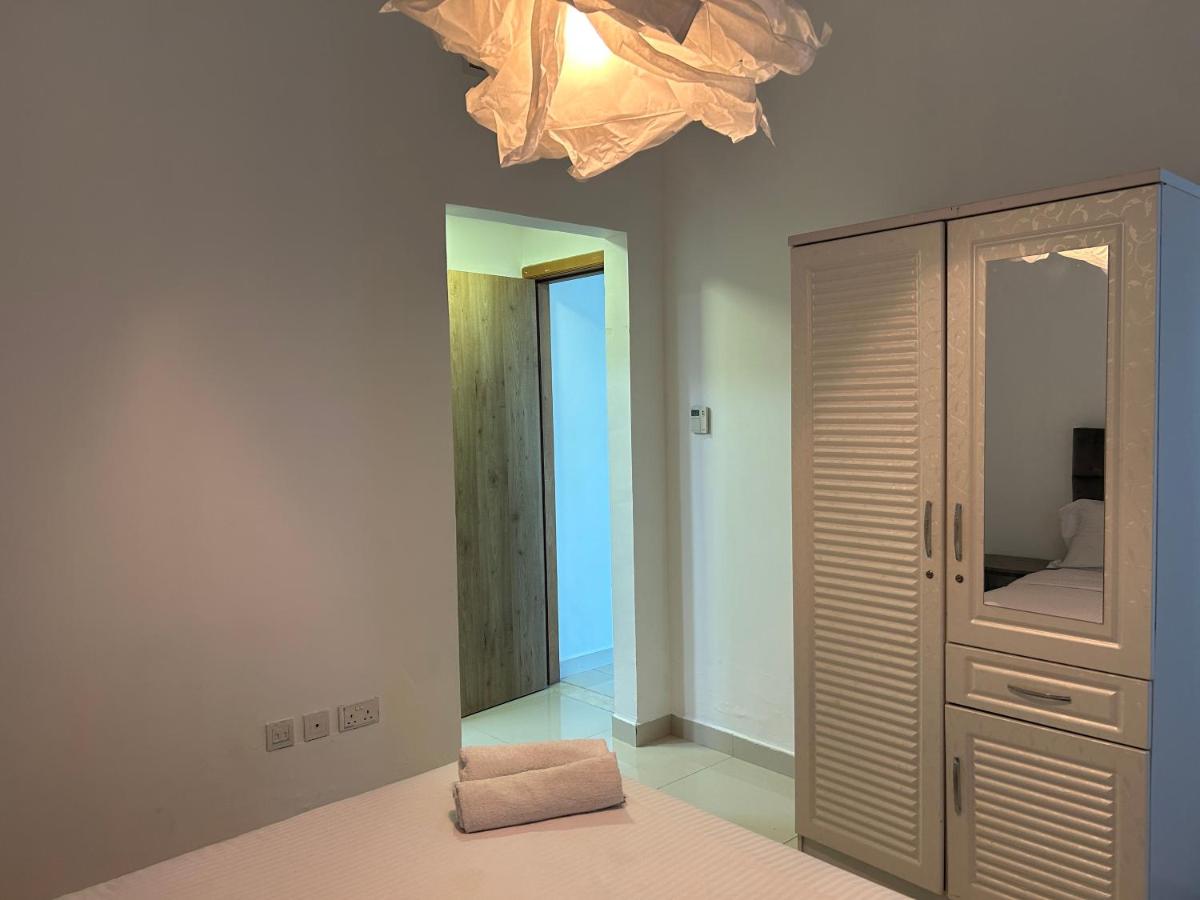 Golden Stay Vacation Homes continental tower marina