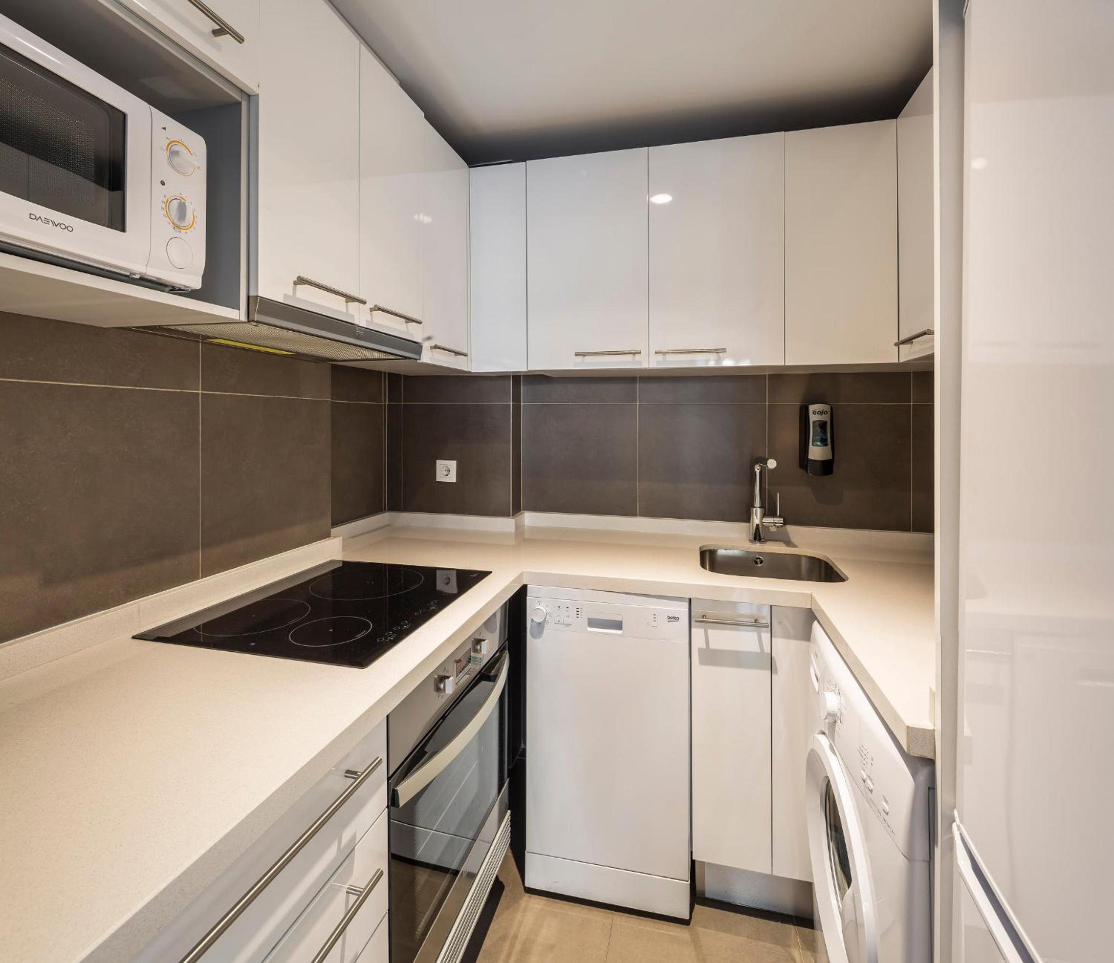 Mon Suites Catedral - Image 4