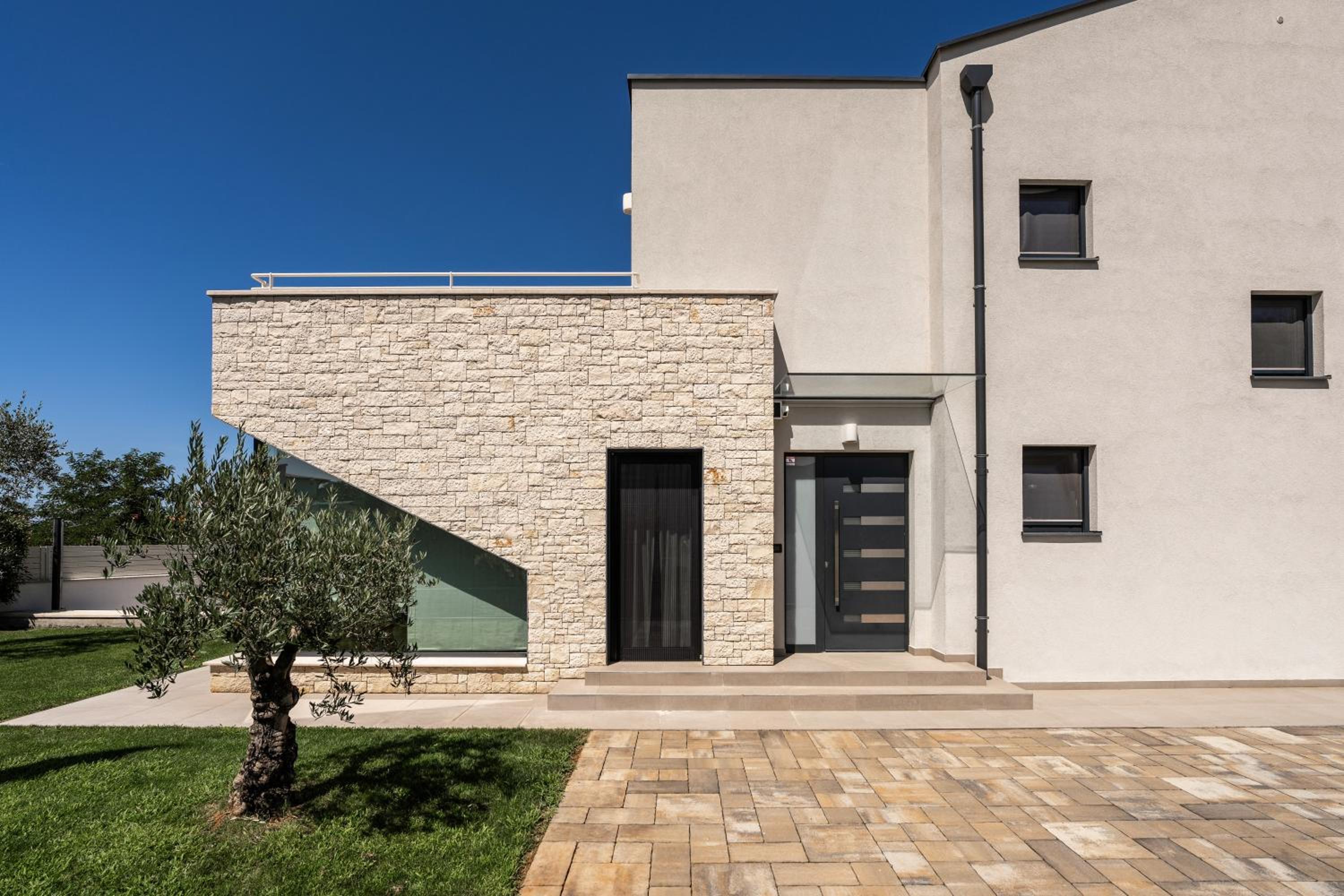 Villa Anni - Property Image 38