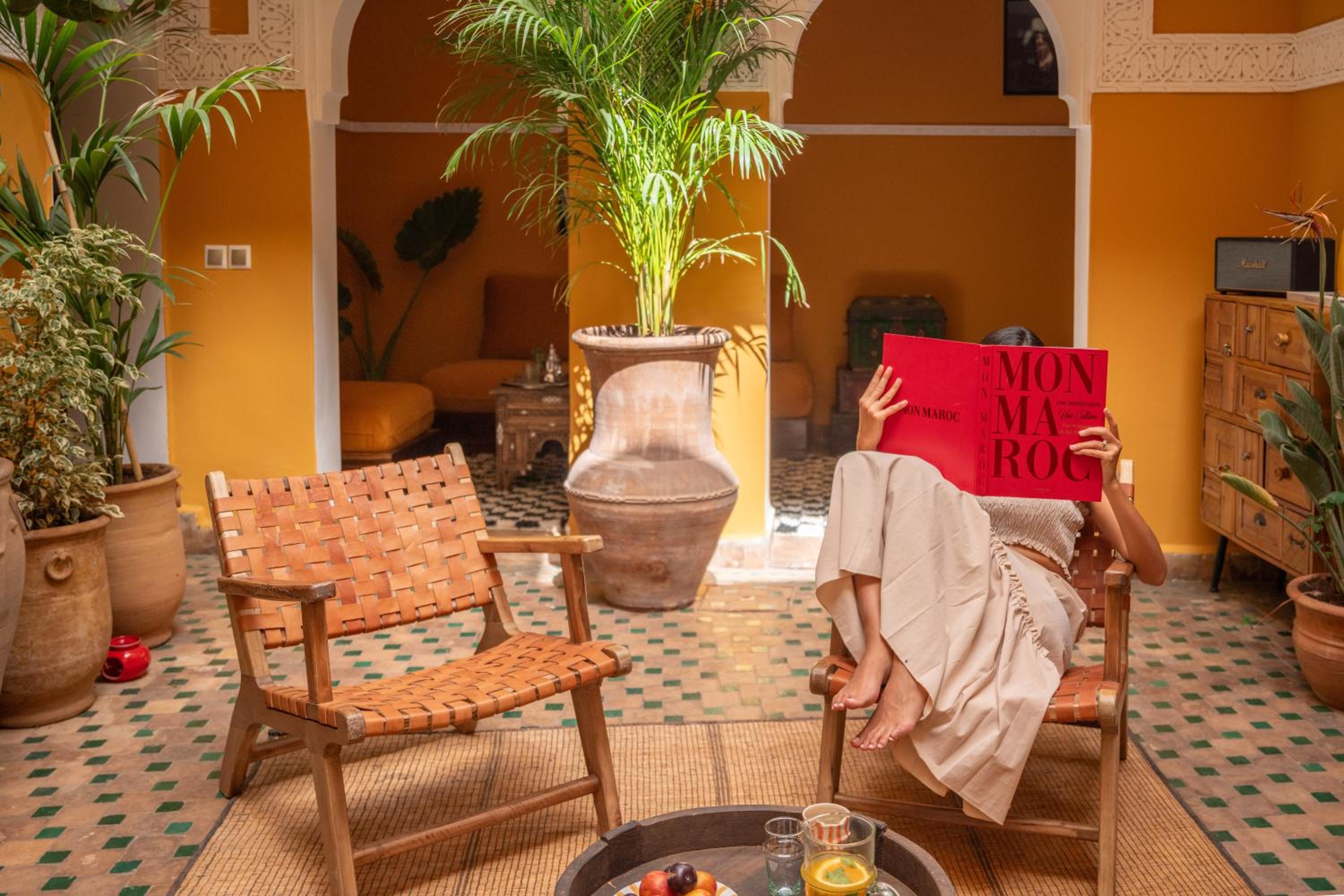 lounge