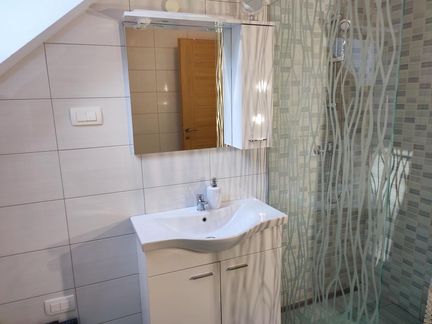 Apartments and Wellness Jelovca view 4