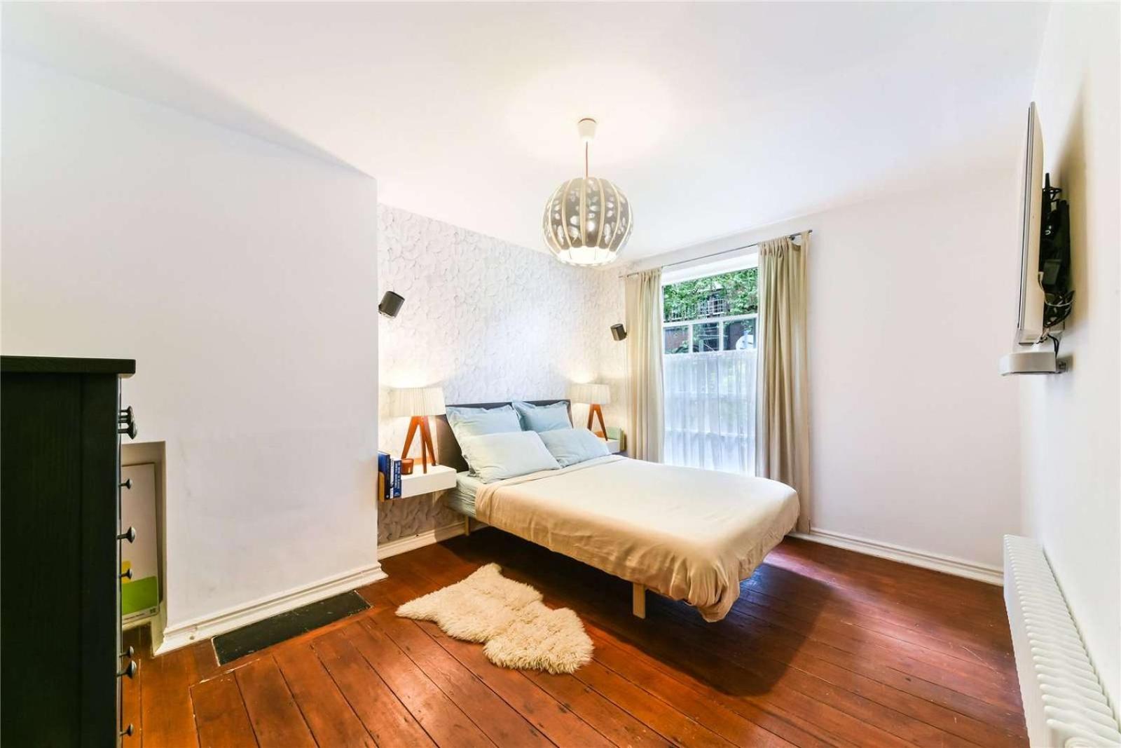 Designer Flat in Bethnal Green