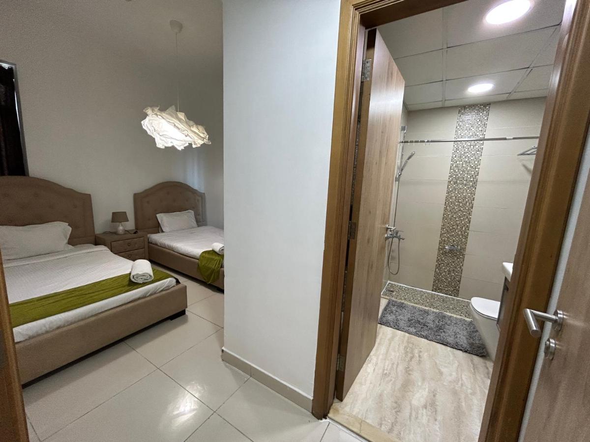 Golden Stay Vacation Homes continental tower marina