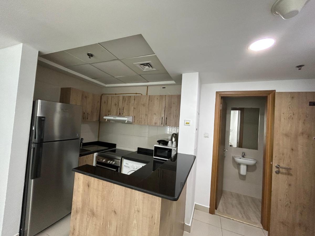 Golden Stay Vacation Homes continental tower marina